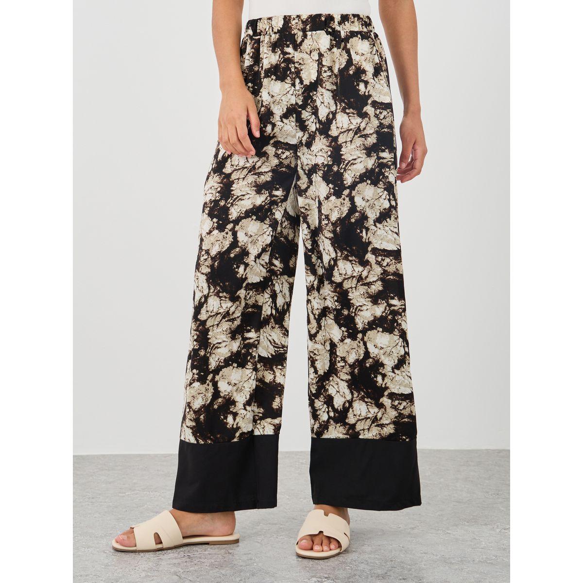 مجموعة من بنطال بأرجل واسعة وكيمونو بطبعة زهور-women-clothing-coordsets-image-4