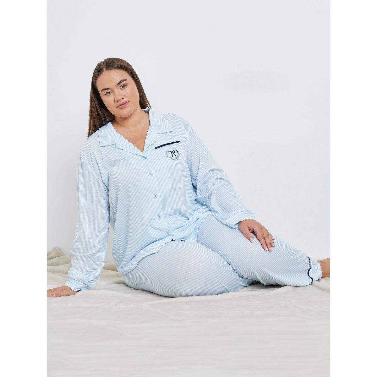 طقم من بنطال بيجاما وبلوزة مخططة بمقاس كبير-women-clothing-plussize-nightwear-nightwearsets-image-1