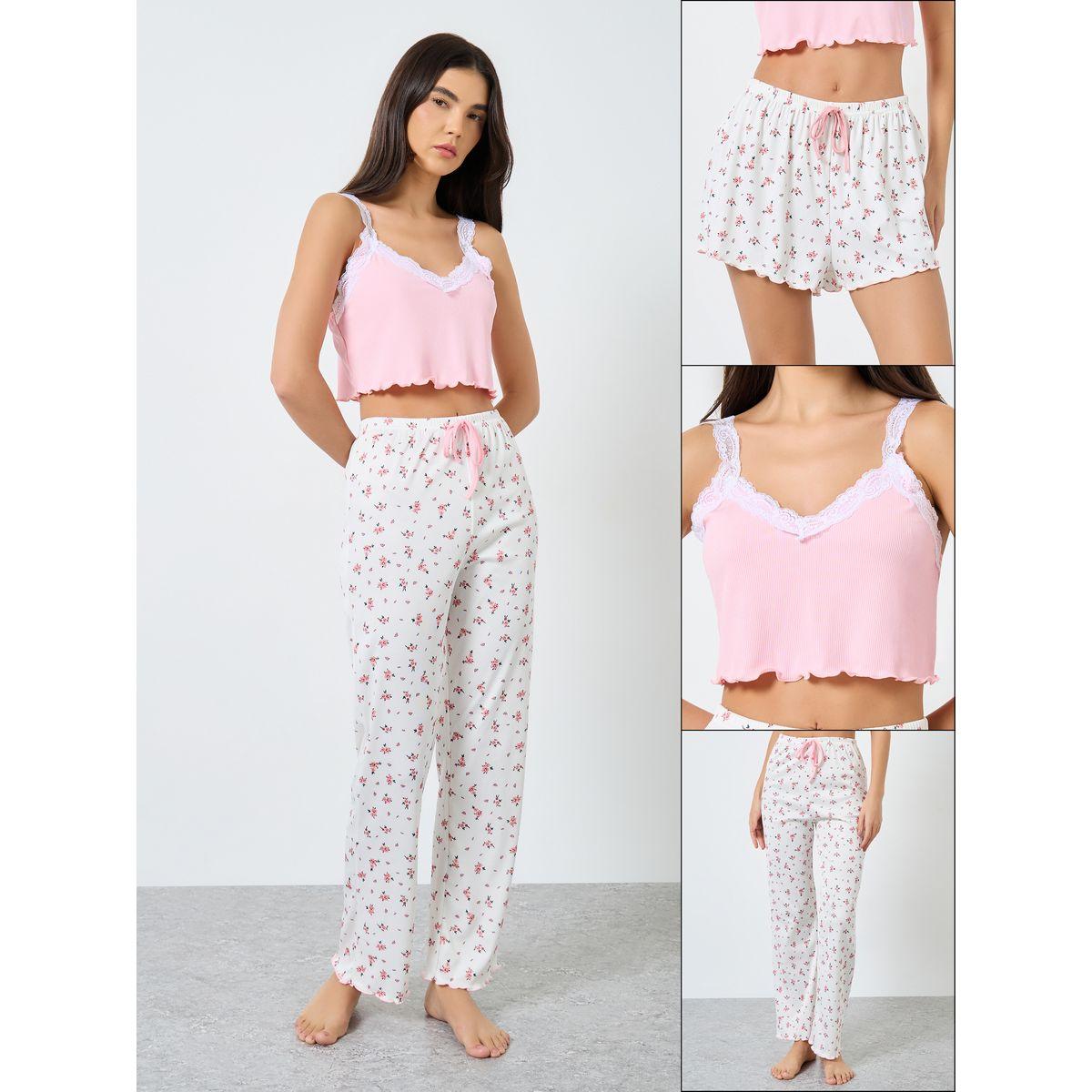 طقم من بنطال بيجاما، وشورت مع بلوزة بتفاصيل دانتيل-women-clothing-nightwear-pyjamas-longsets-image-1