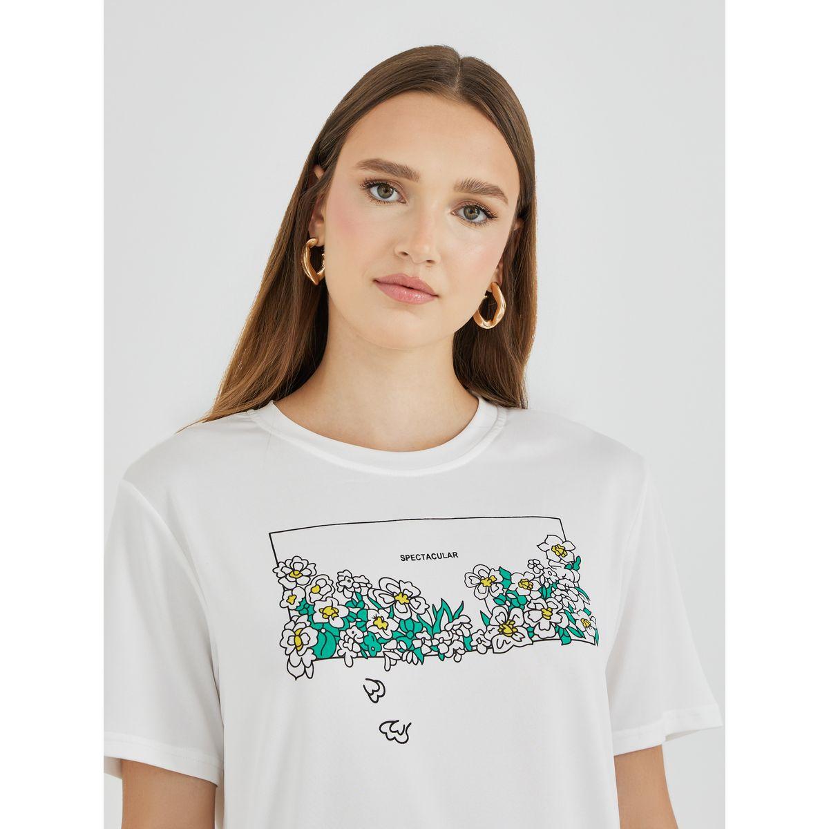 تيشيرت فضفاض بطبعة جرافيك-women-clothing-tshirts-image-3