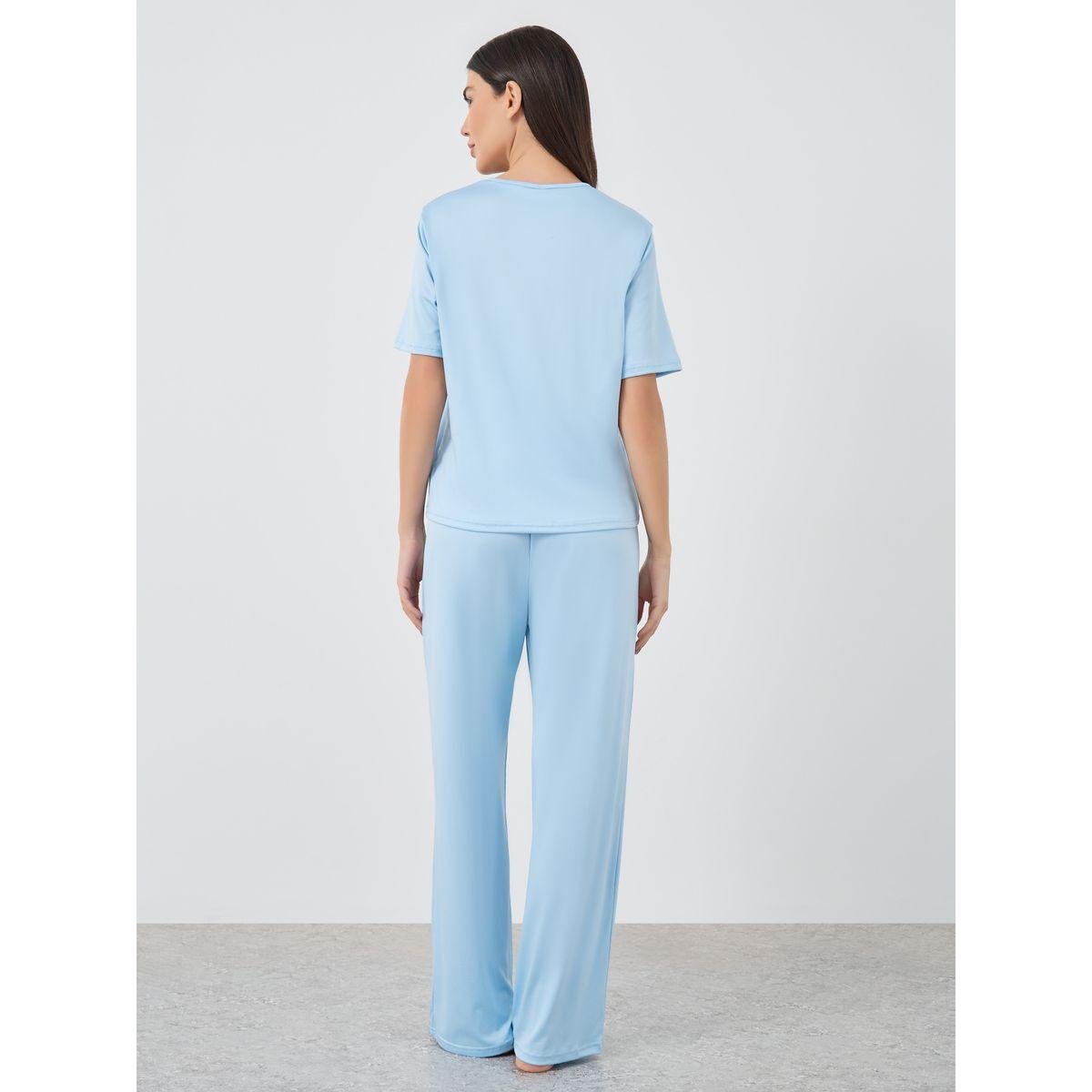 طقم من بنطال بيجاما وتيشيرت بتفاصيل أزرار-women-clothing-nightwear-pyjamas-longsets-image-5