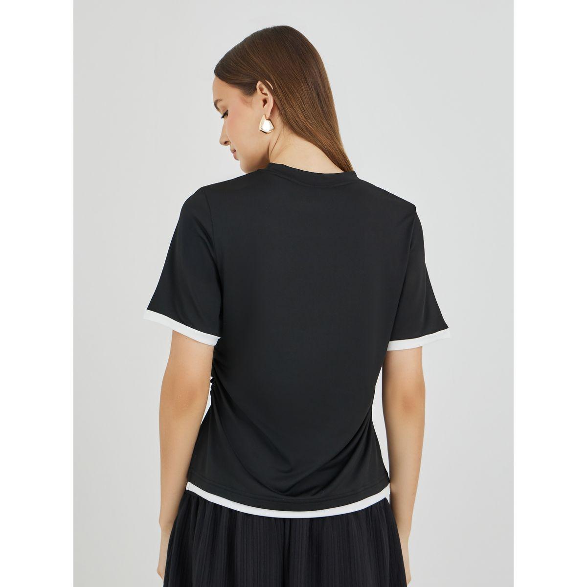 تيشيرت بتفاصيل مُتباينة ومزمومة-women-clothing-tshirts-image-4