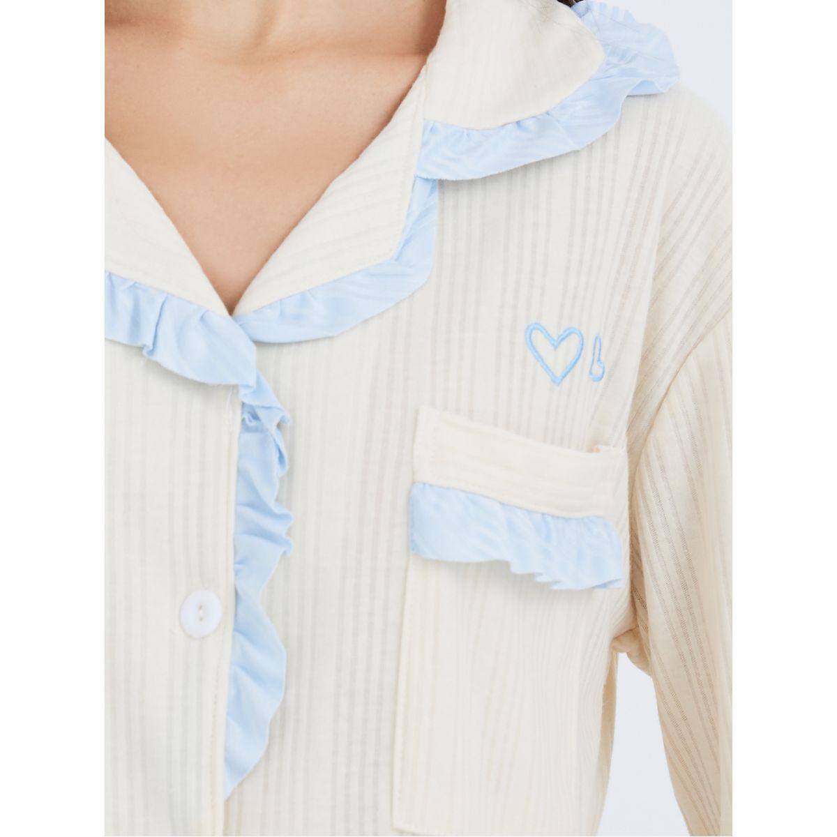 طقم منسق من بنطال بيجاما وبلوزة بتفاصيل كشكش-women-clothing-nightwear-pyjamas-longsets-image-4