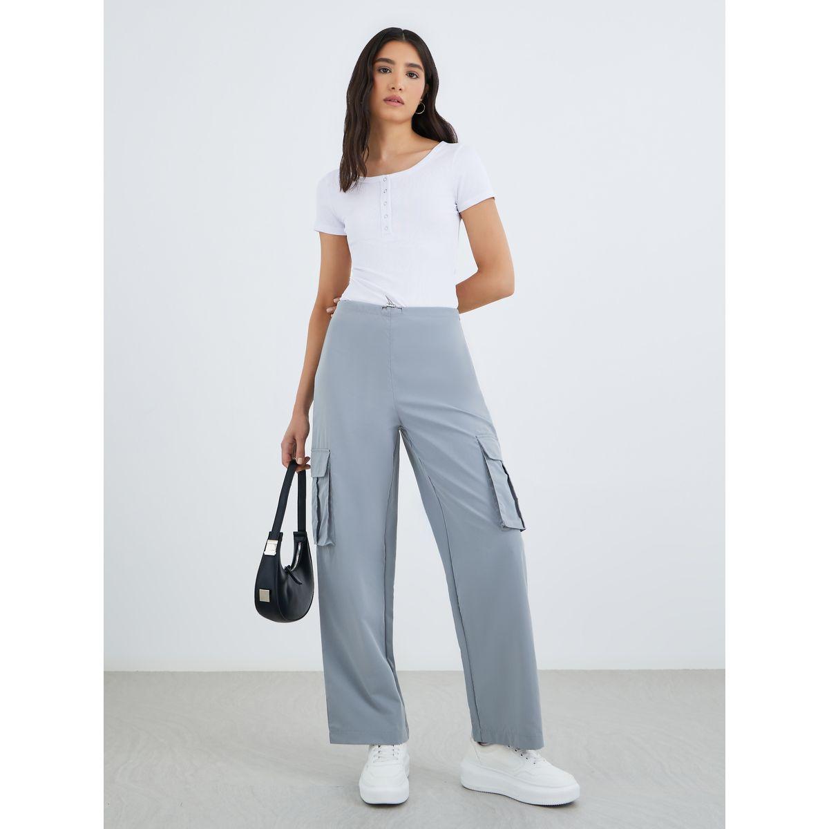 بنطال كارجو سادة بتفاصيل سحاب-women-clothing-bottoms-trousers-image-1