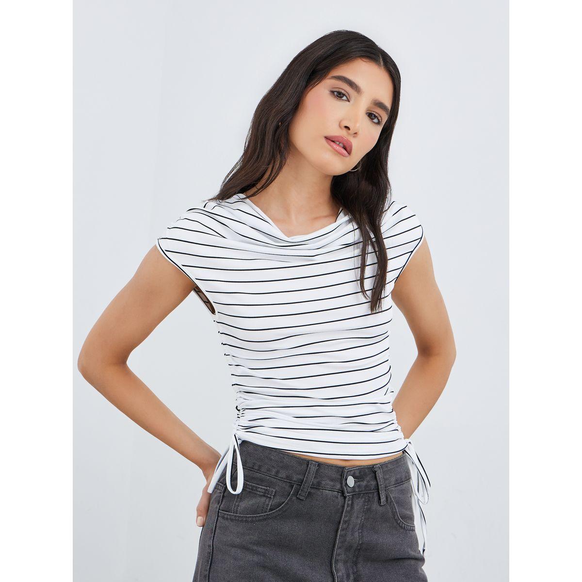 تيشيرت مخطط بتفاصيل وتفاصيل خصر مزمومة-women-clothing-tshirts-image-1