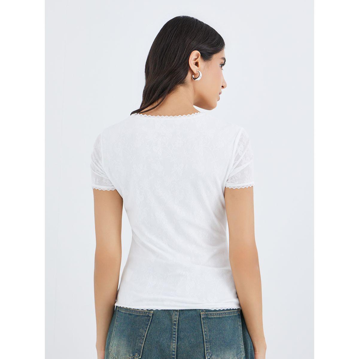 بلوزة بتفاصيل دانتيل بارزة الملمس-women-clothing-tshirts-image-4