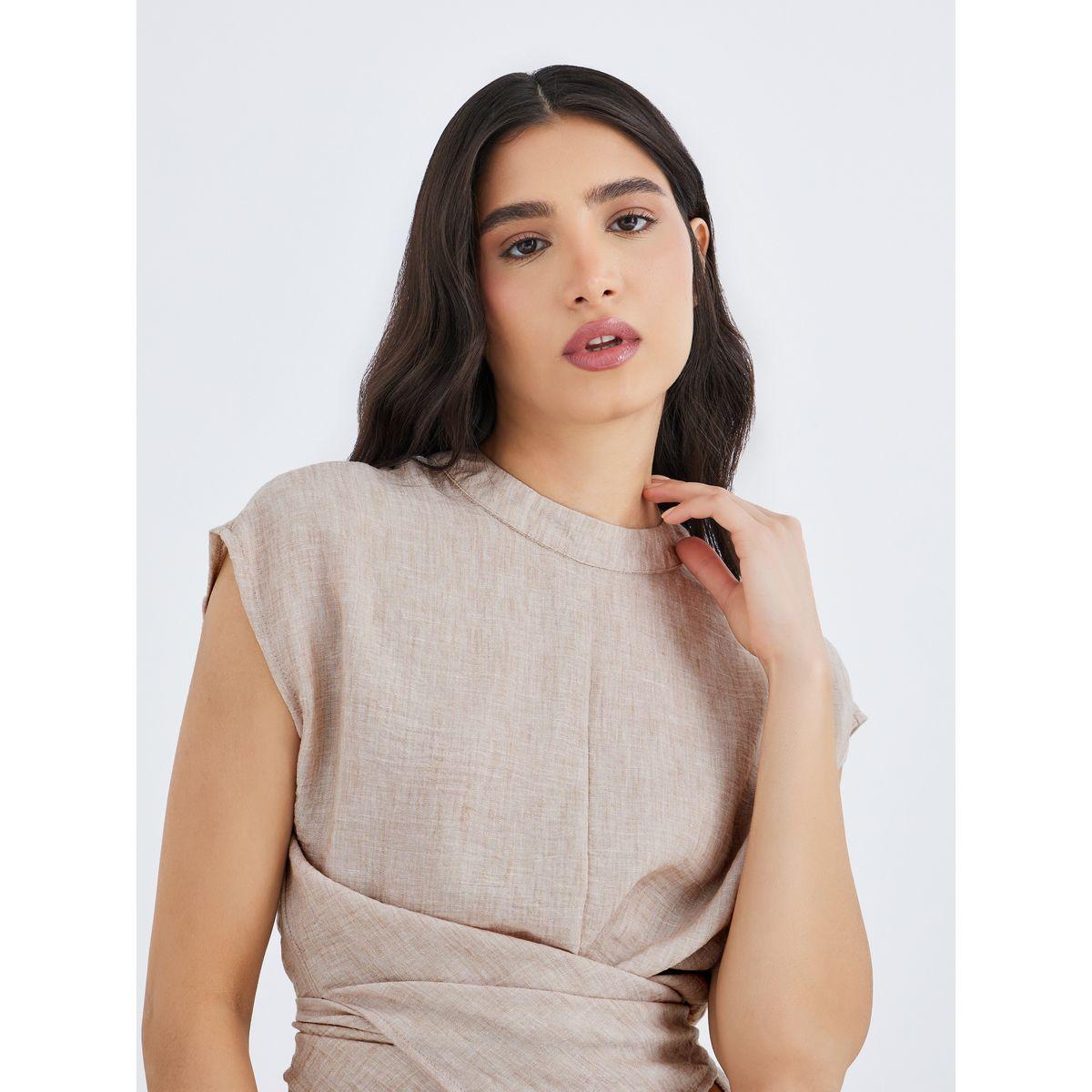 بلوزة سادة بنمط لف مع تفاصيل كروس-women-clothing-shirtsandblouses-blouses-image-2