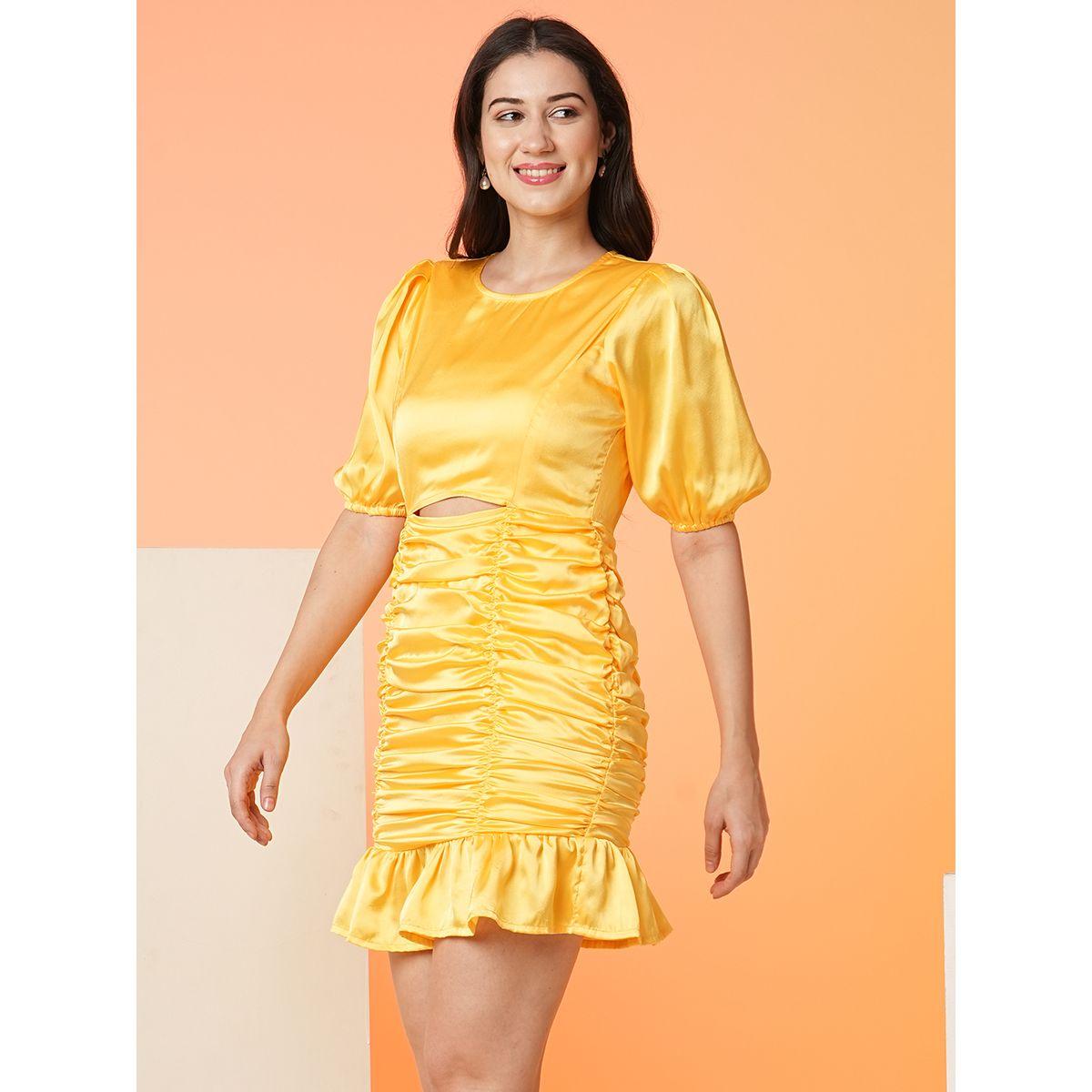 فستان قصير سادة ساتان بتفاصيل مزمومة-women-clothing-dresses-image-2