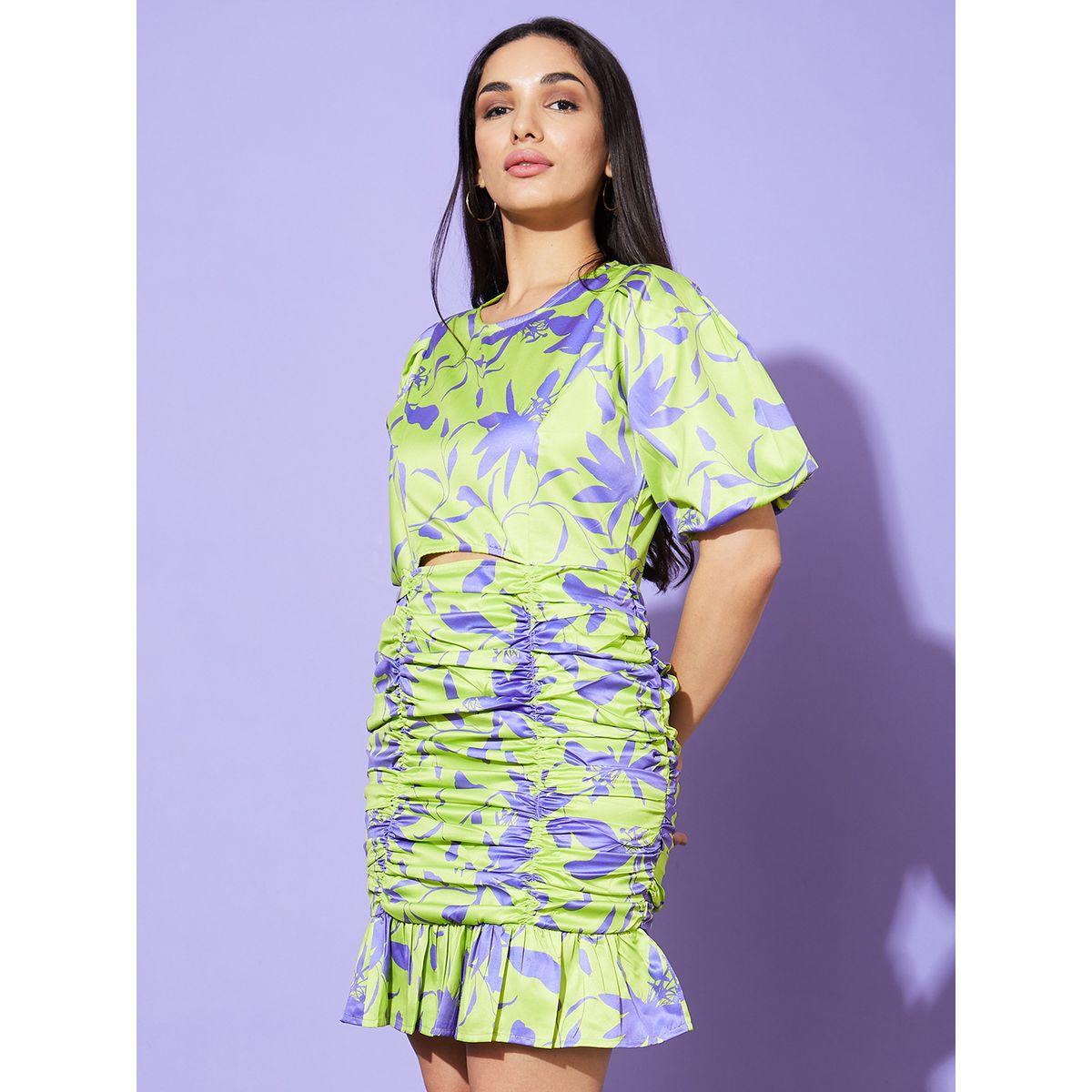 فستان قصير بطبعة زهور وتفاصيل مزمومة-women-clothing-dresses-image-2