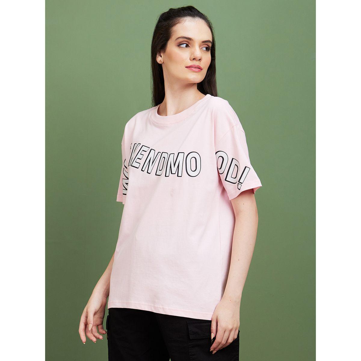 تيشيرت بقصة بوكسي وطبعة كتابة-women-clothing-tshirts-image-2