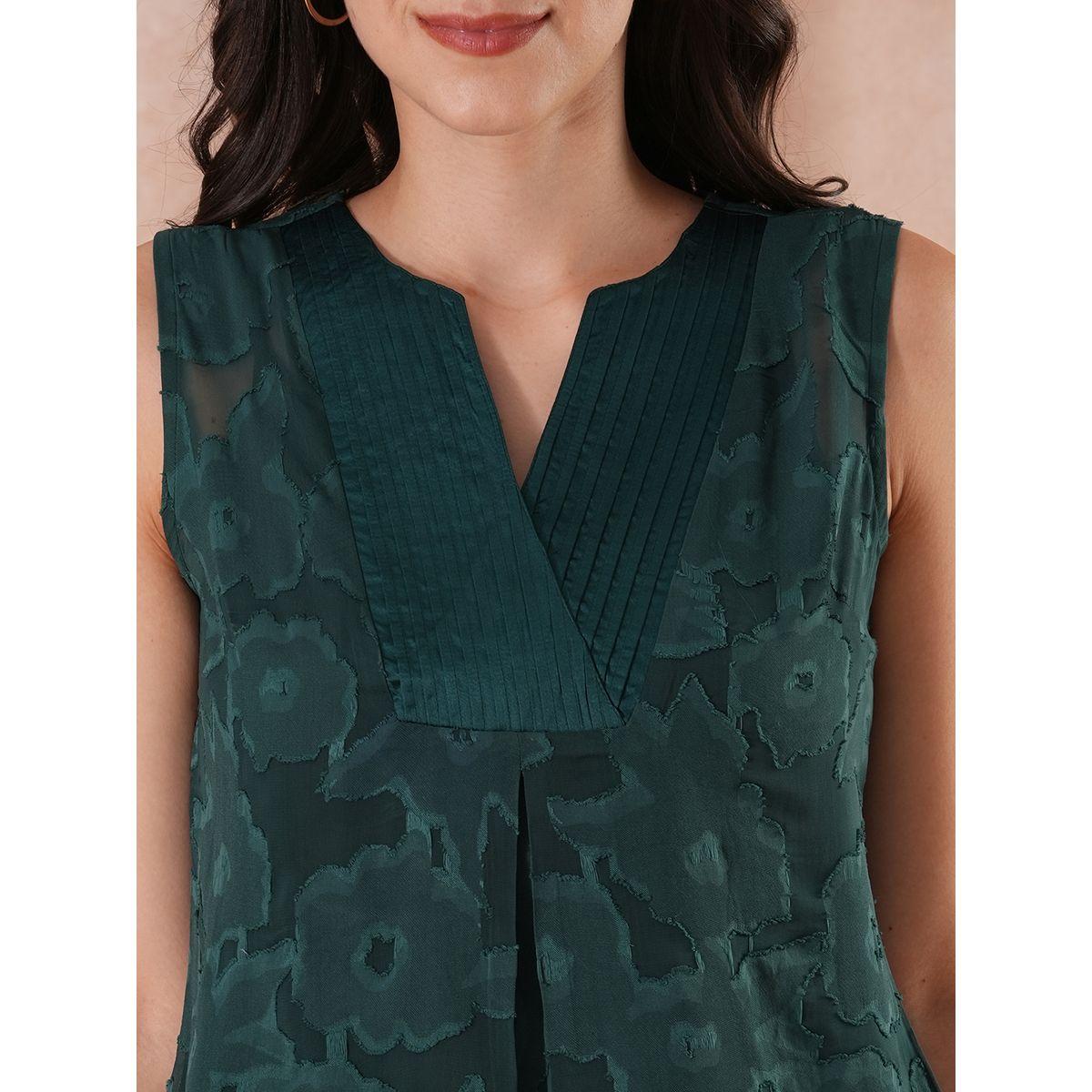 Globus Textured Floral Print V-Neck Sleeveless Top-women-clothing-shirtsandblouses-blouses-image-4