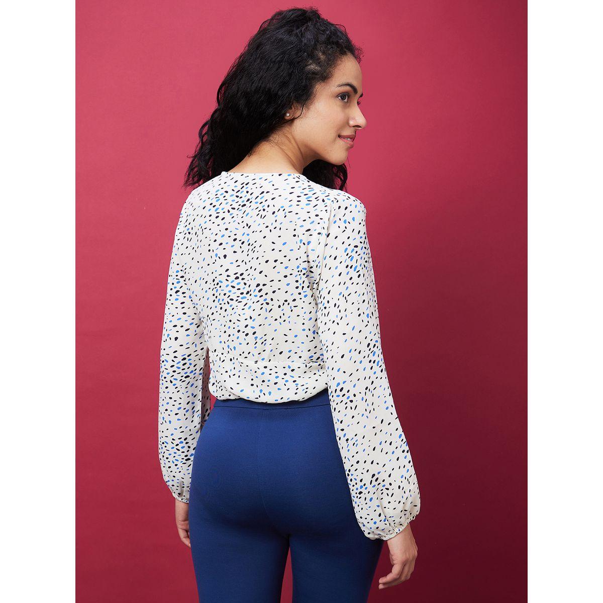 Globus X Styli Printed V-Neck Ruched Detail Crop Top-women-clothing-tshirts-image-3