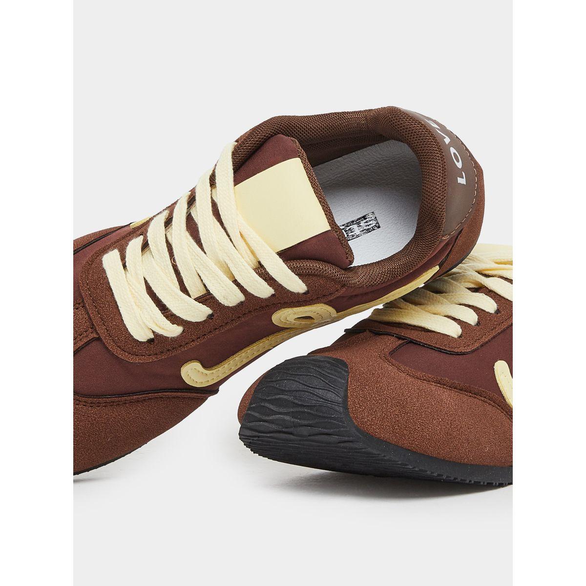 حذاء سنيكرز بشعار الماركة-women-shoes-sneakers-image-3