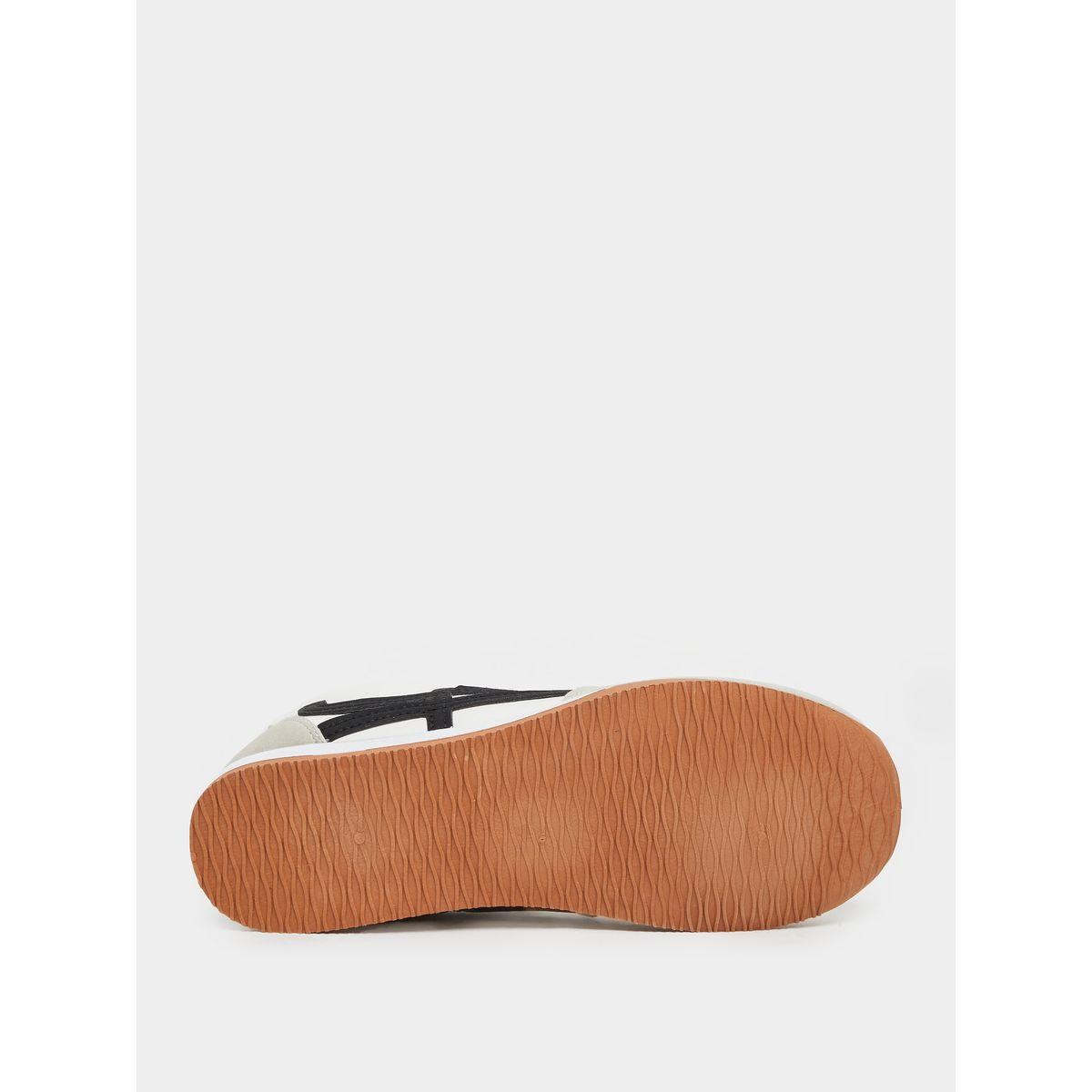 حذاء سنيكرز بأربطة غلق-women-shoes-sneakers-image-6