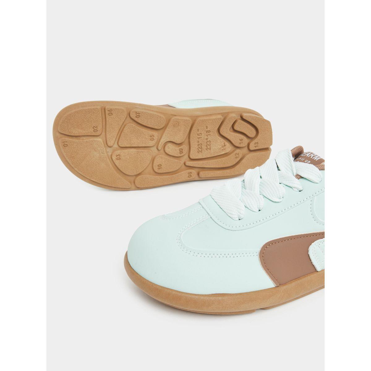 حذاء سنيكرز بأربطة غلق-women-shoes-sneakers-image-3
