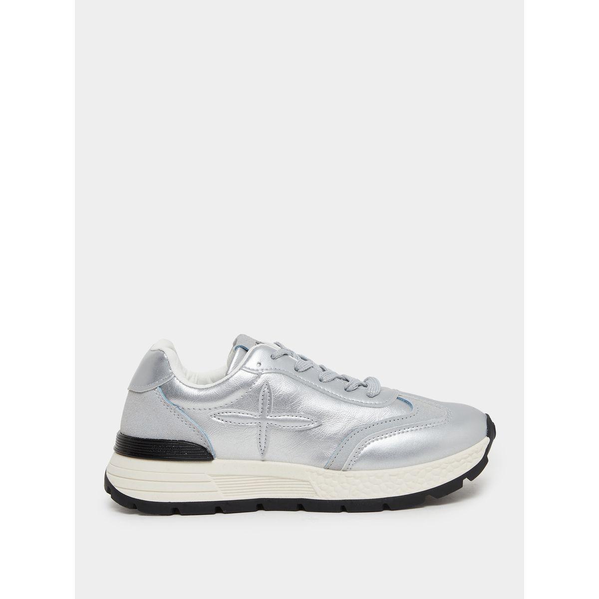 Styli Classic Star Logo Lace Up Sneakers-women-shoes-sneakers-image-1
