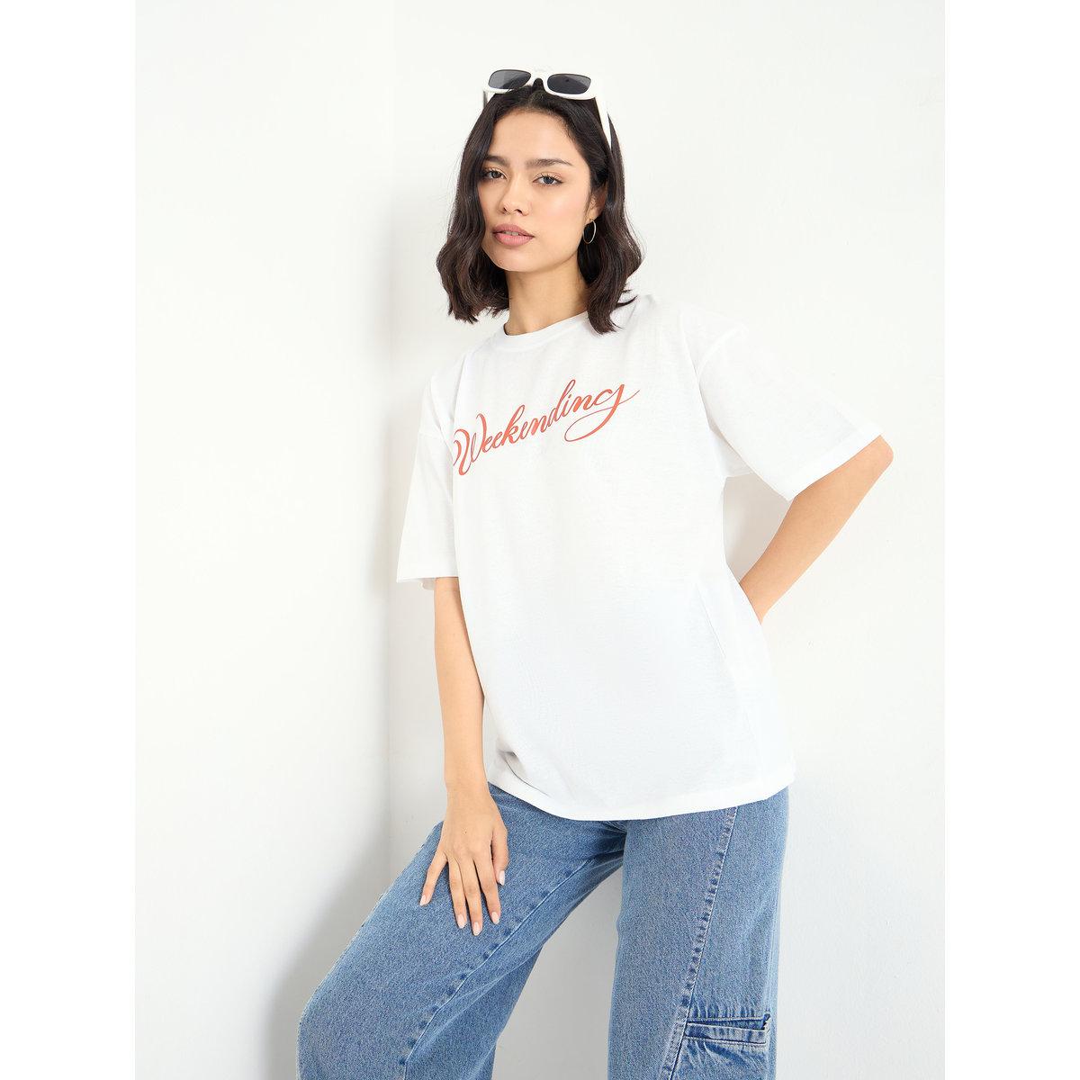 Styli White Weekending Slogan Oversized T-Shirt-women-clothing-tshirts-image-1