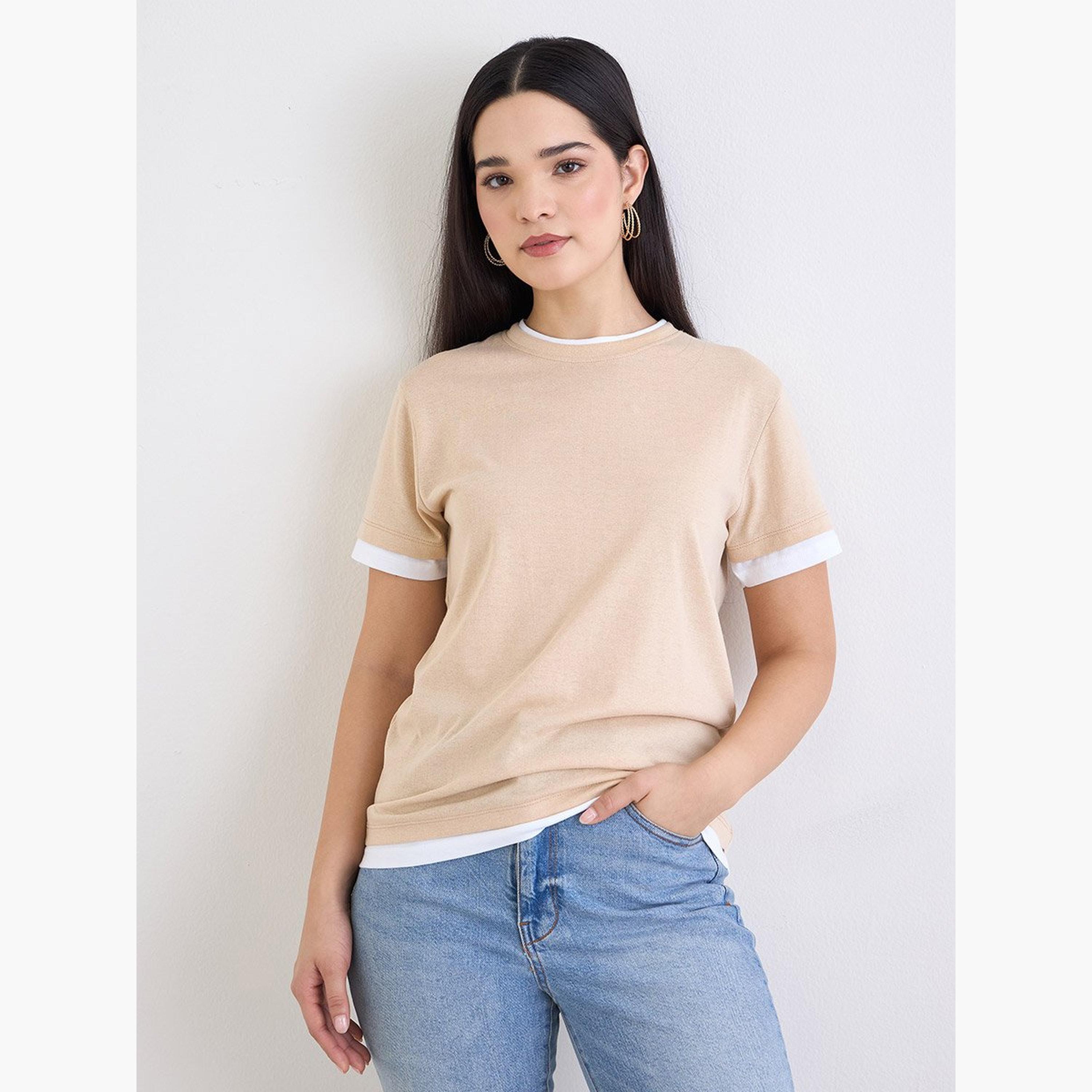ستايلي - تي شيرت رينغر قطني بقصّة عادية لون بيج-women-clothing-tshirts-image-1