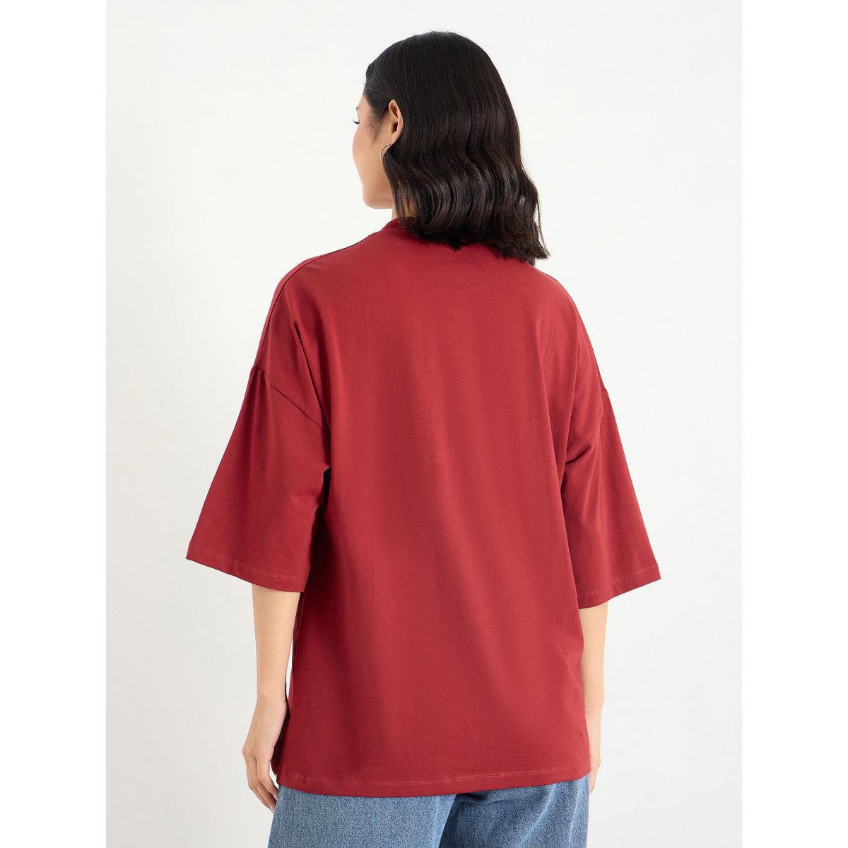 تيشيرت فضفاض بتفاصيل أكتاف مُنخفضة-women-clothing-tshirts-image-5