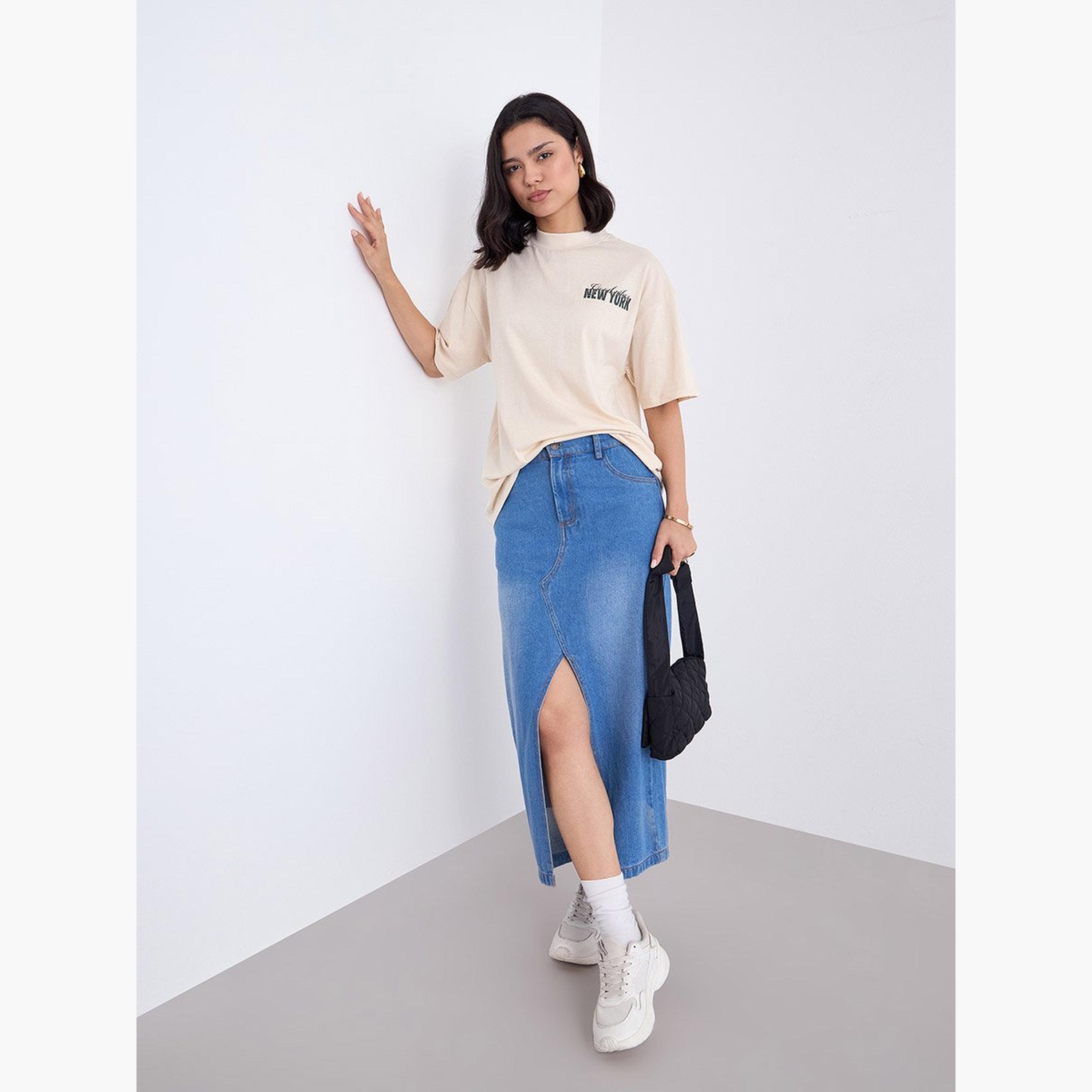 ستايلي - تي شيرت بيج بطبعة جرافيكية مقاس كبير-women-clothing-tshirts-image-2