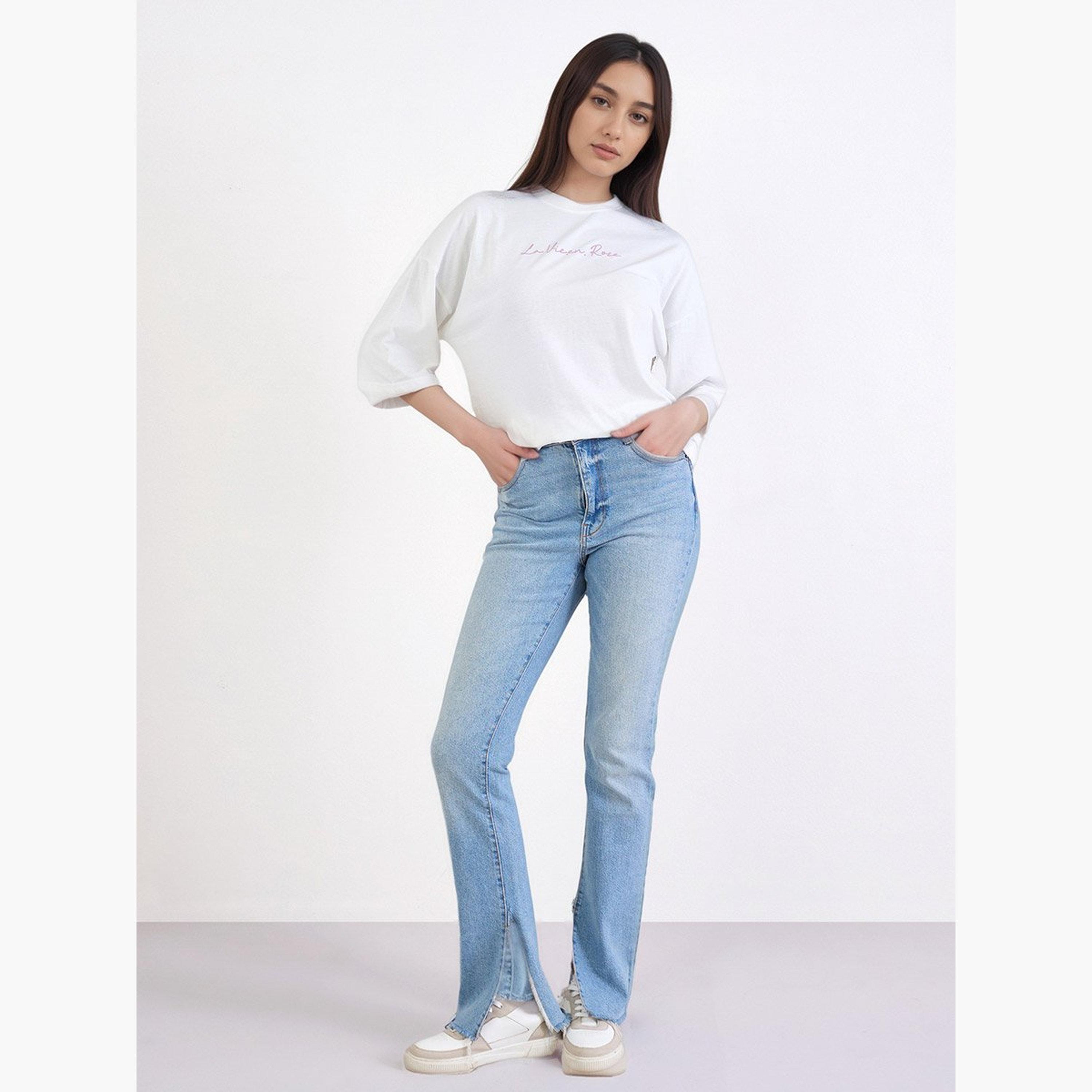Styli White La Vie En Rose Graphic Oversized T-Shirt-women-clothing-tshirts-image-3