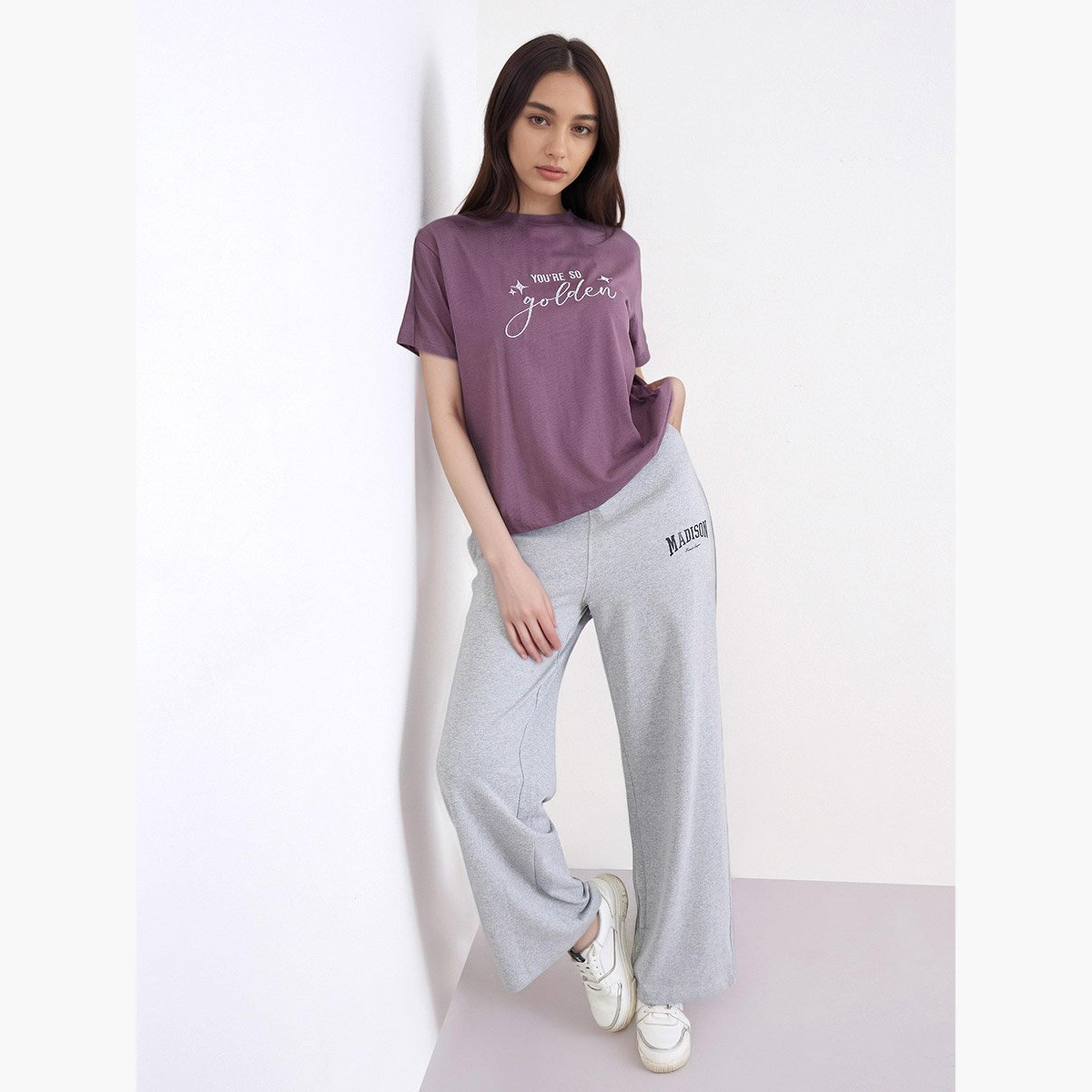 ستايلي - تي شيرت مربع مطرز من لوركس أرجواني-women-clothing-tshirts-image-2