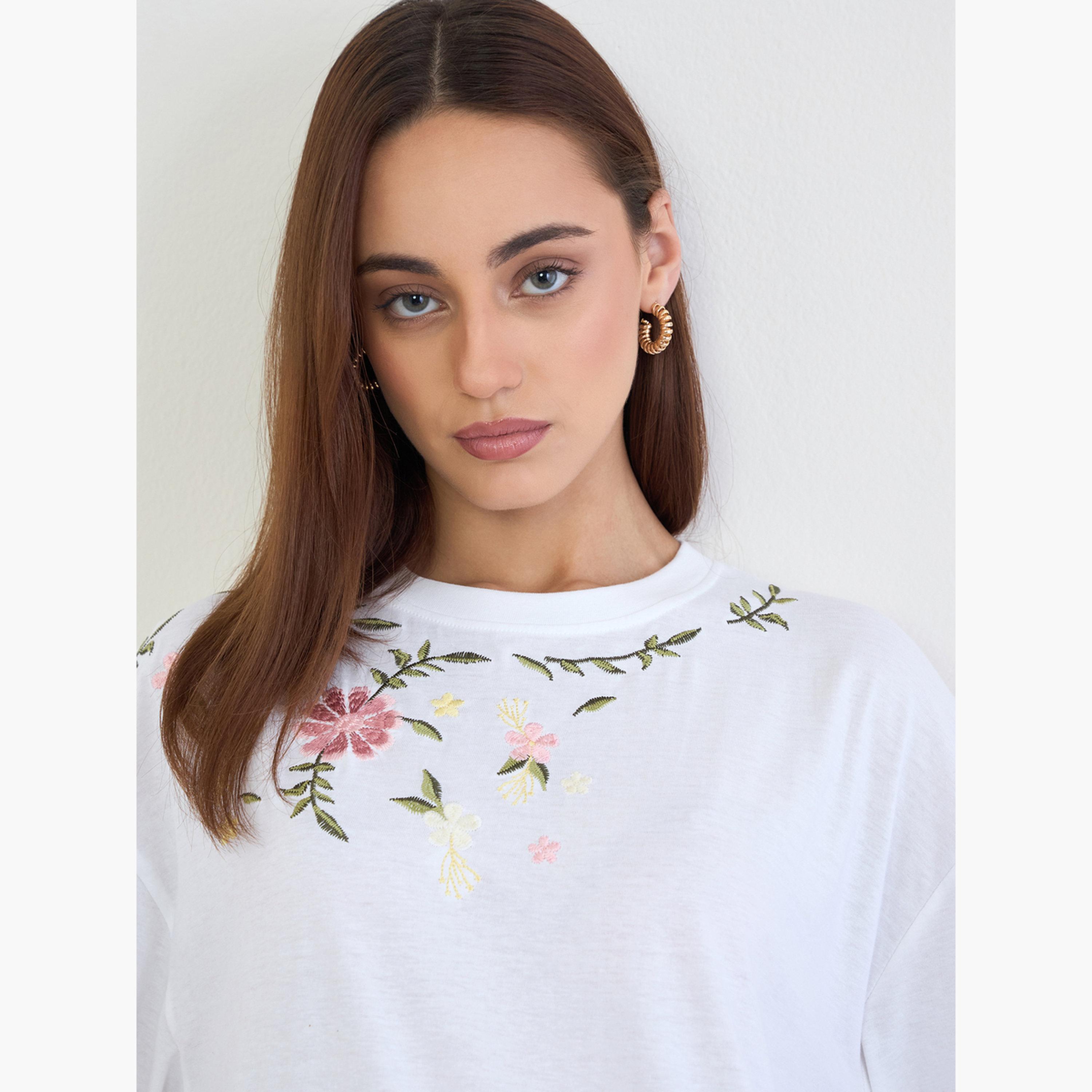 Styli Women White Embroidered Floral Oversized T-Shirt-women-clothing-tshirts-image-4