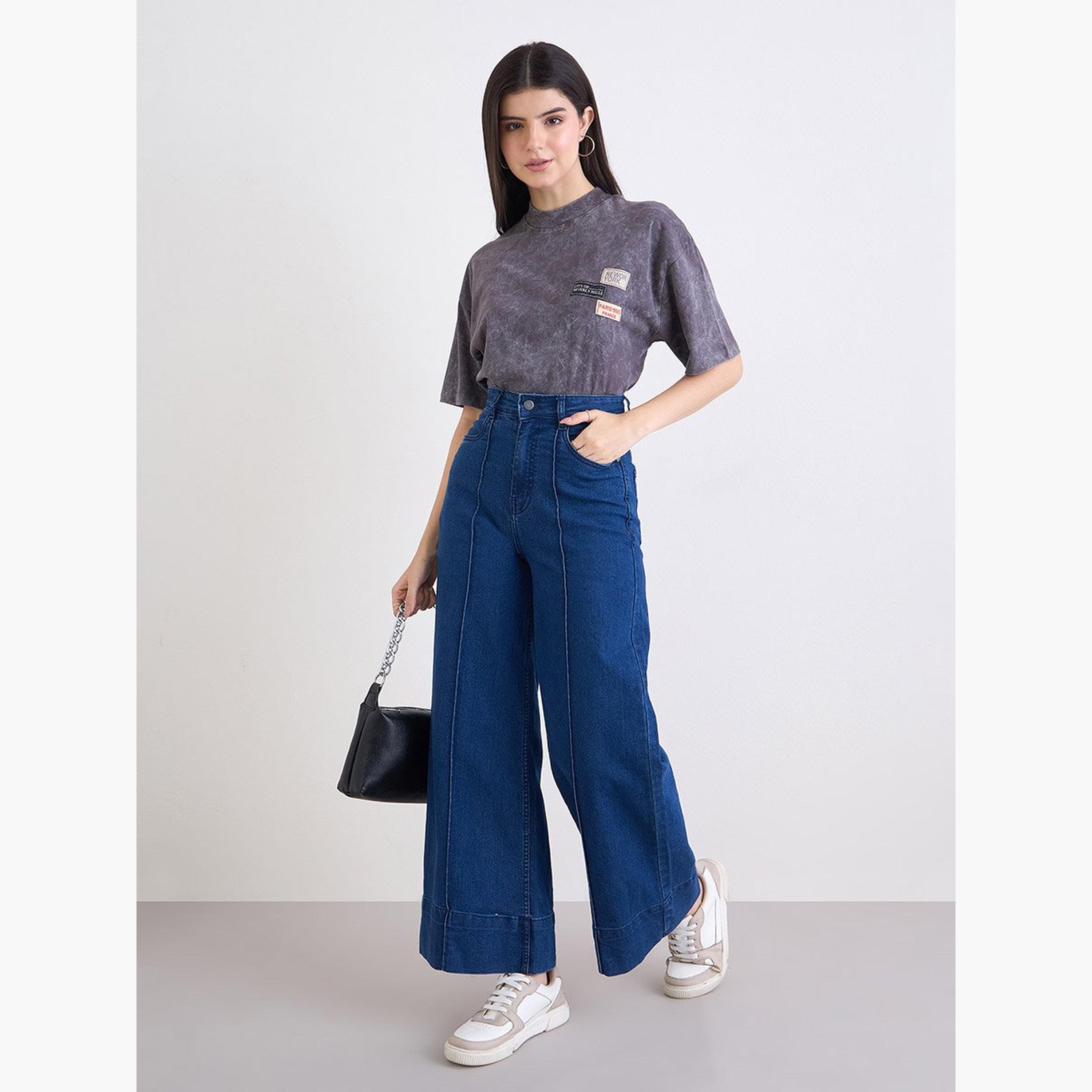 ستايلي - تي شيرت مقاس كبير مغسول بالفحم مع تفاصيل شارة-women-clothing-tshirts-image-2