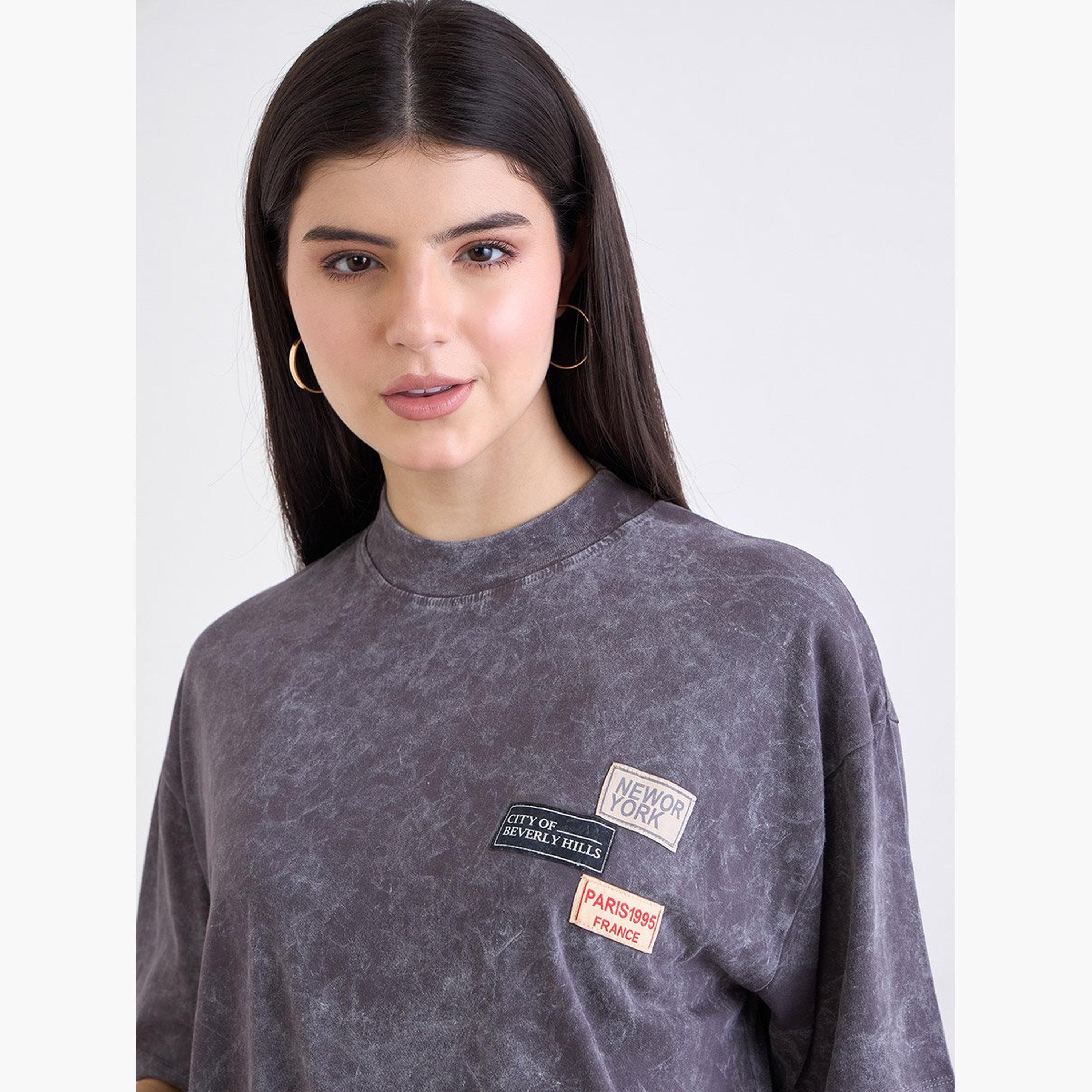 Styli Charcoal Washed Oversized T-Shirt with Badge Detail-women-clothing-tshirts-image-3