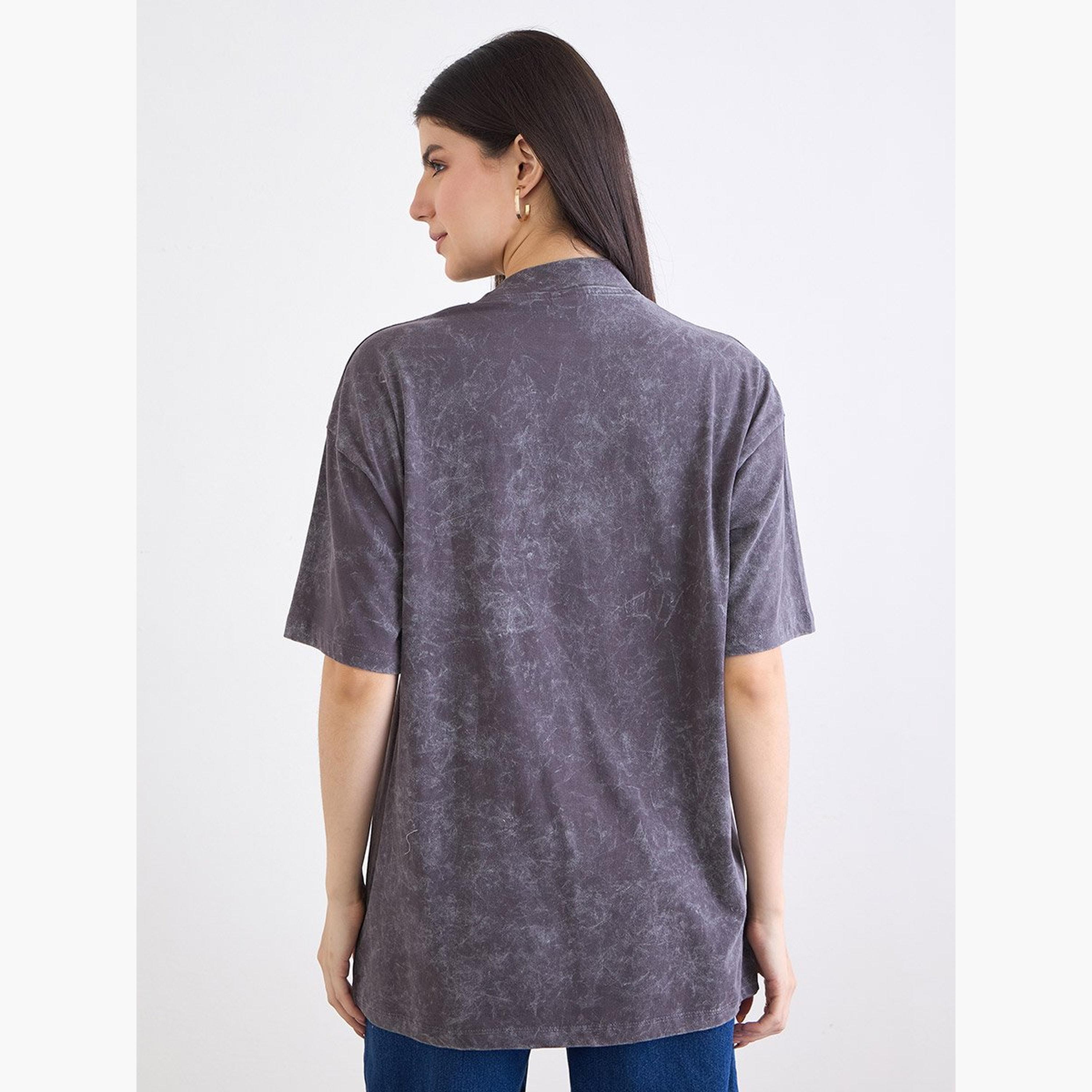 Styli Charcoal Washed Oversized T-Shirt with Badge Detail-women-clothing-tshirts-image-4