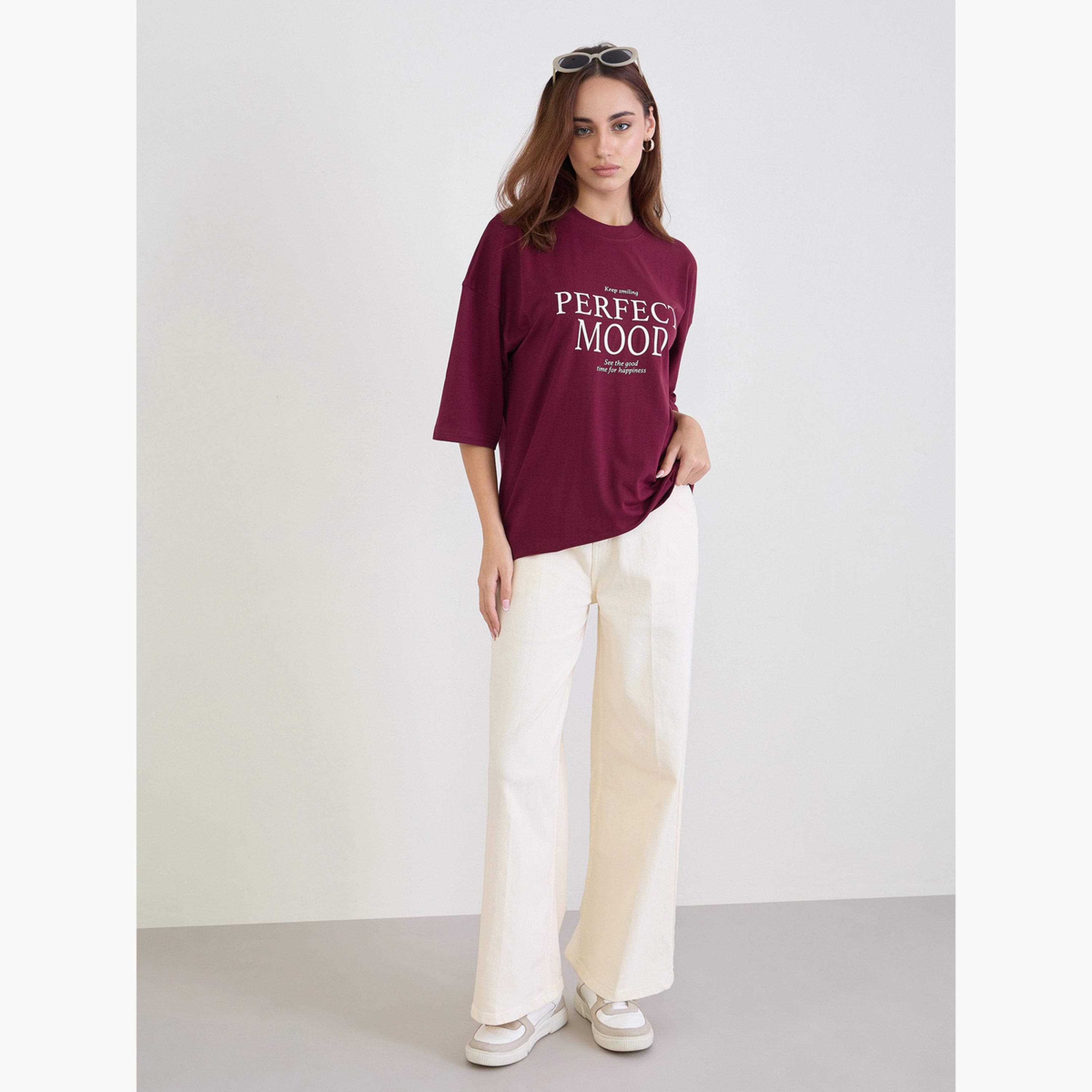 Styli Burgundy Slogan Print Oversized T-Shirt-women-clothing-tshirts-image-2