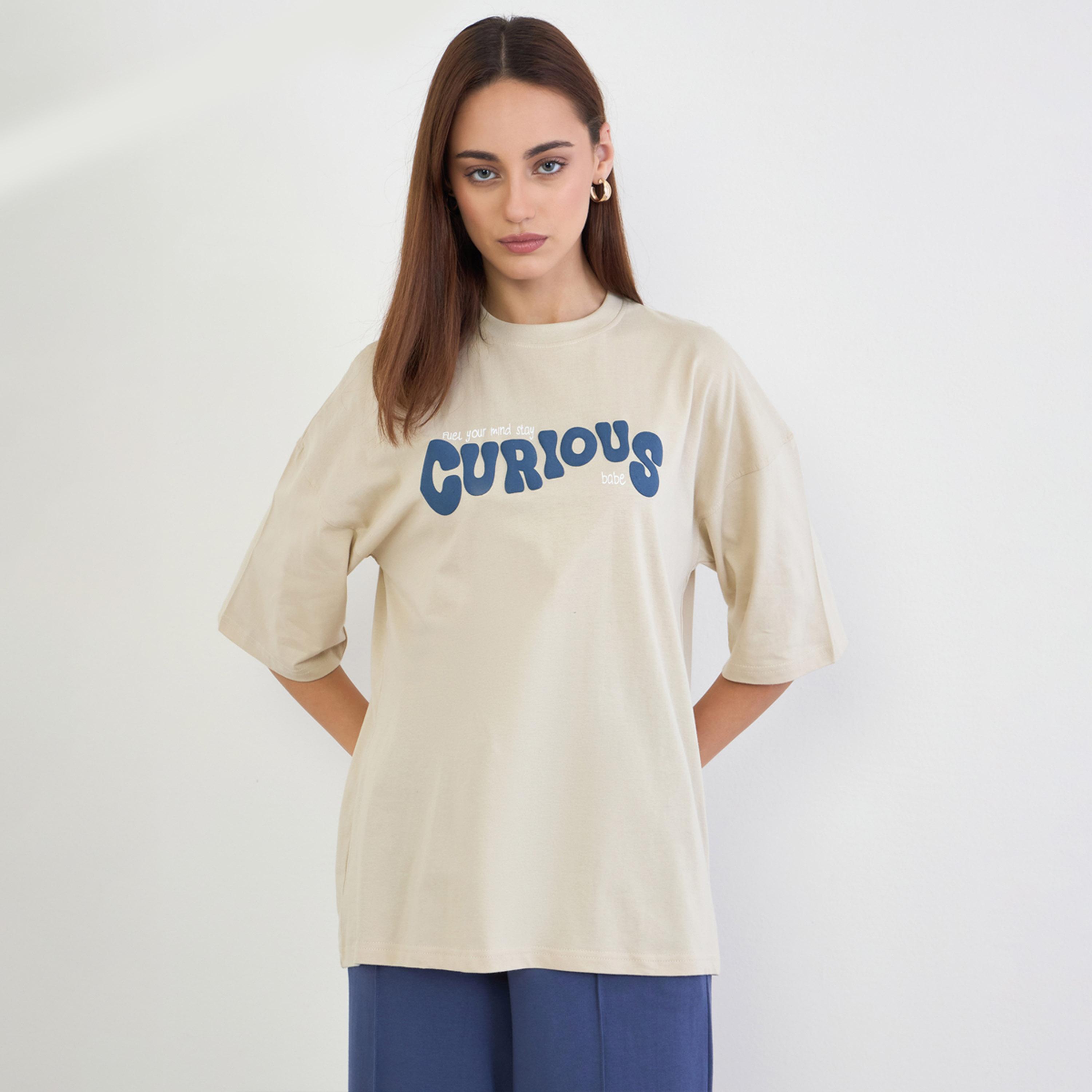 ستايلي - تي شيرت بيج بطبعة شعار حجم كبير-women-clothing-tshirts-image-1