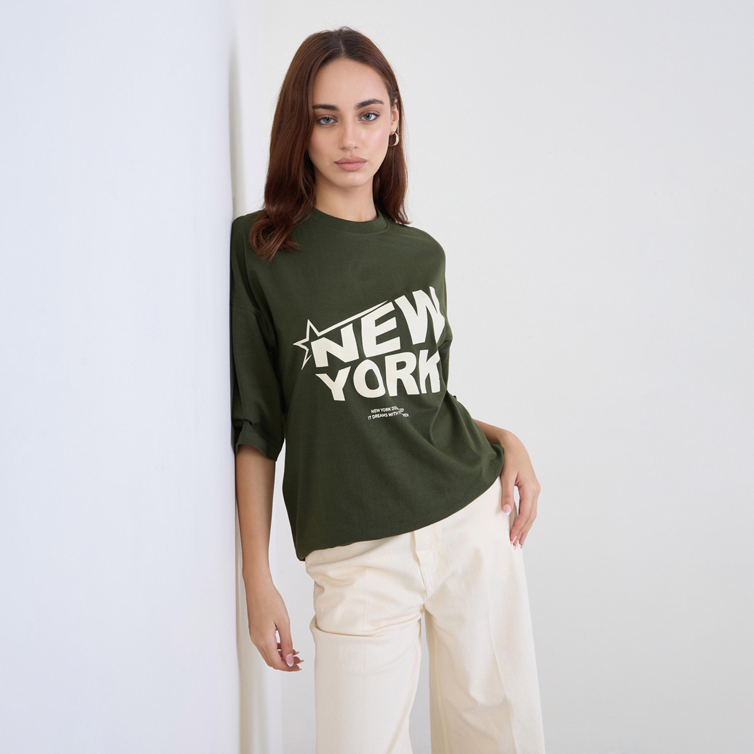 ستايلي - تي شيرت أخضر حجم كبير برسومات جرافيكية-women-clothing-tshirts-image-1