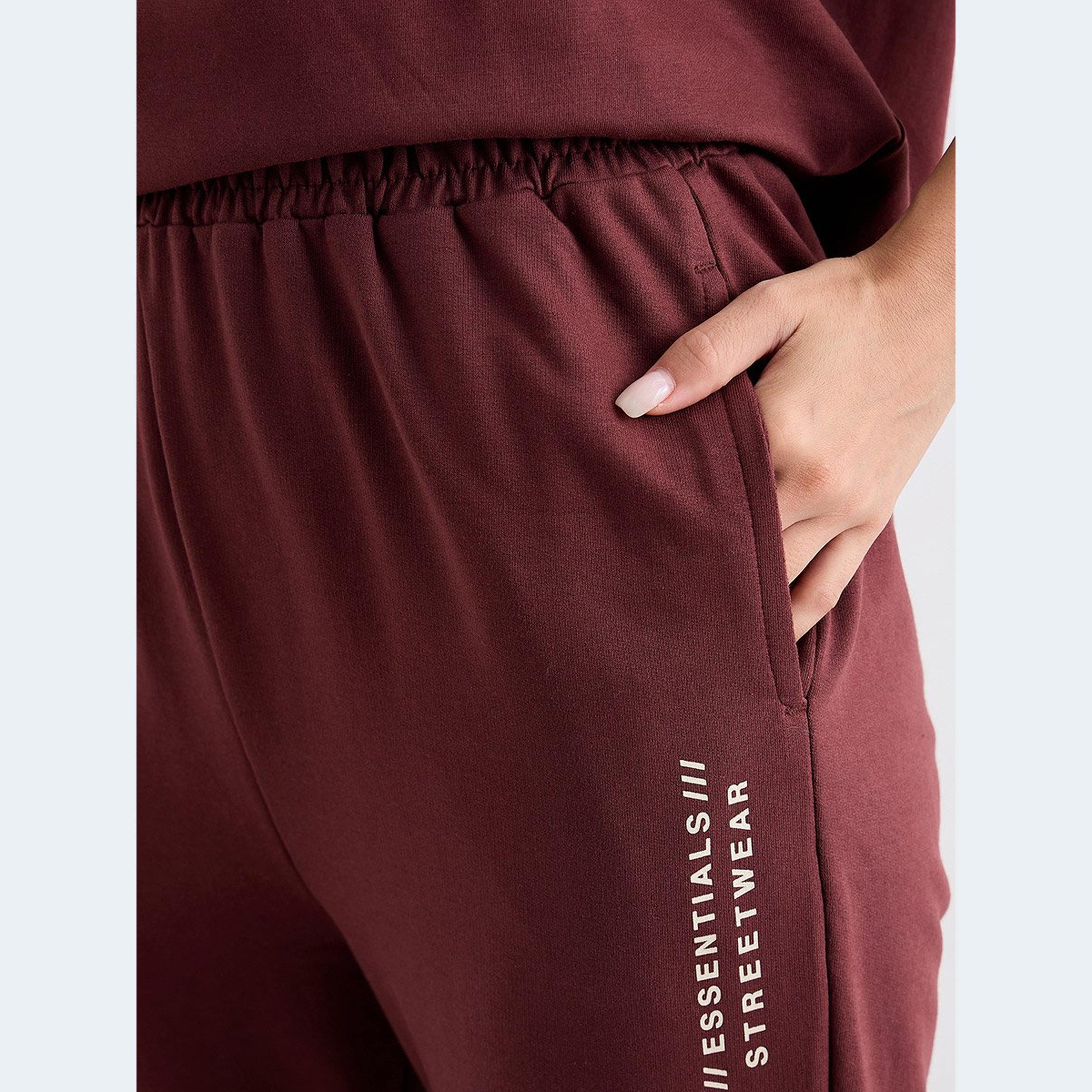 Styli Women Oversized T-Shirt and Flared Leggings Co-Ords-women-clothing-coordsets-image-6