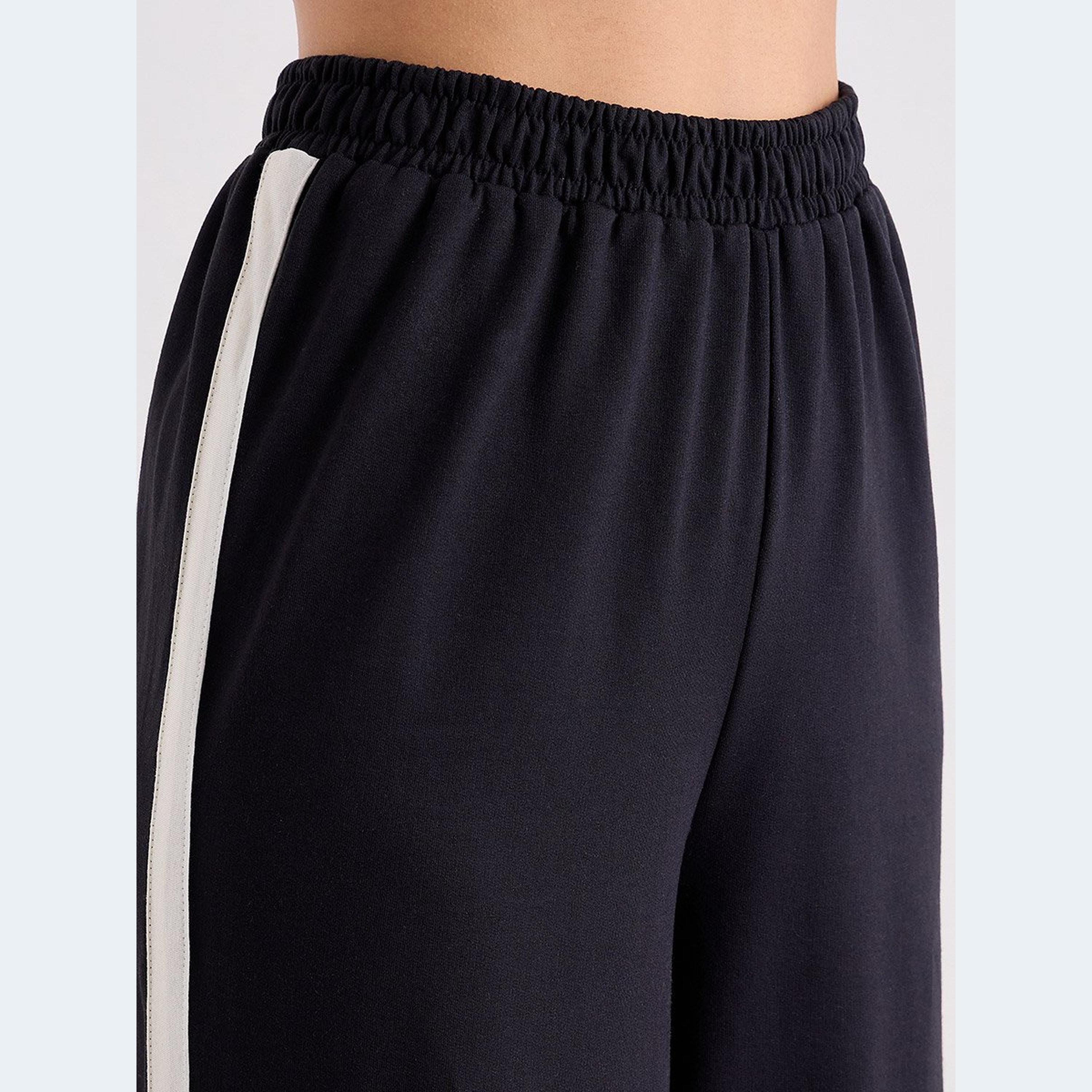 Styli Women Oversized T-Shirt and Wide Joggers Co-Ords-women-clothing-coordsets-image-6