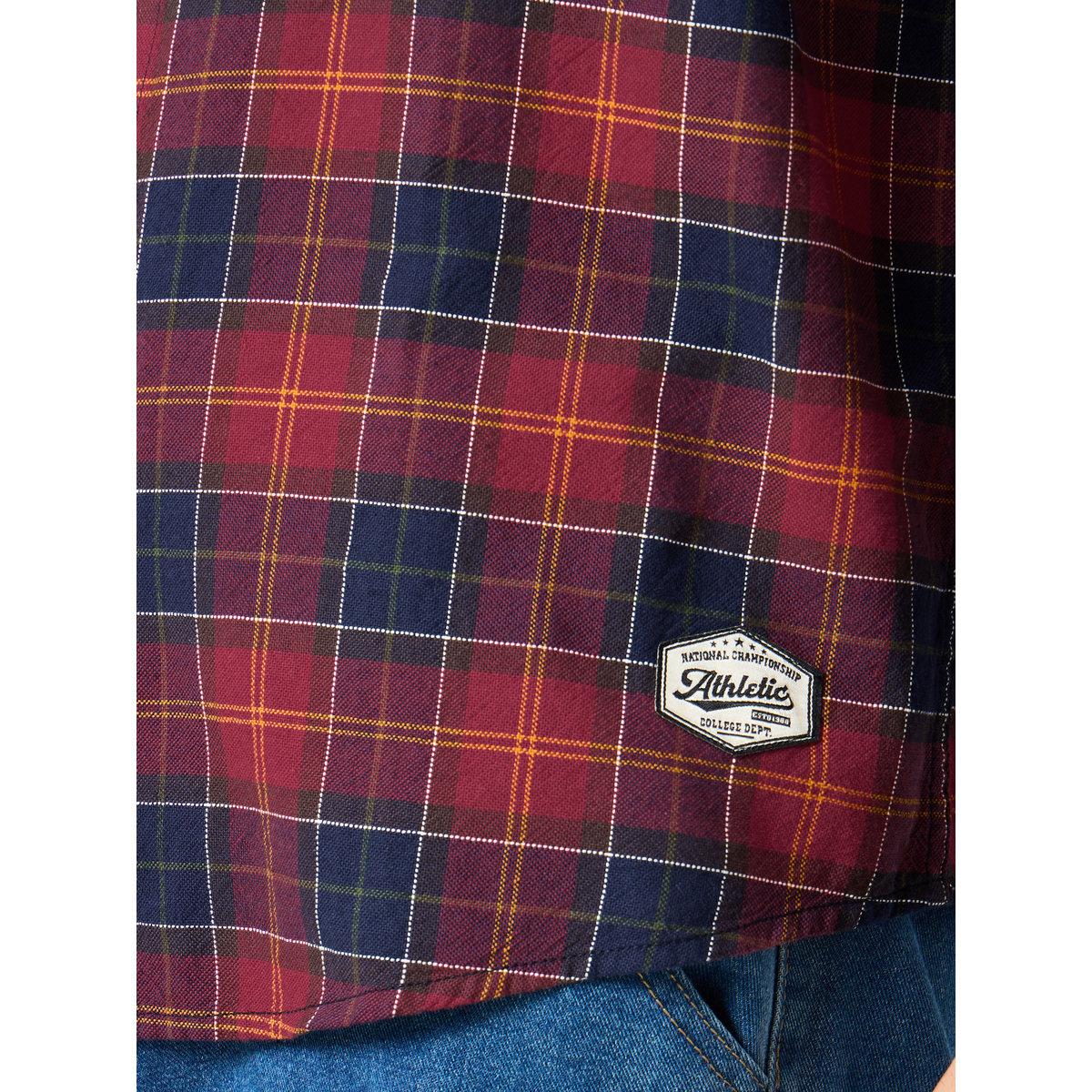 قميص بقصة مريحة وطبعة مربعات-men-clothing-shirts-image-4