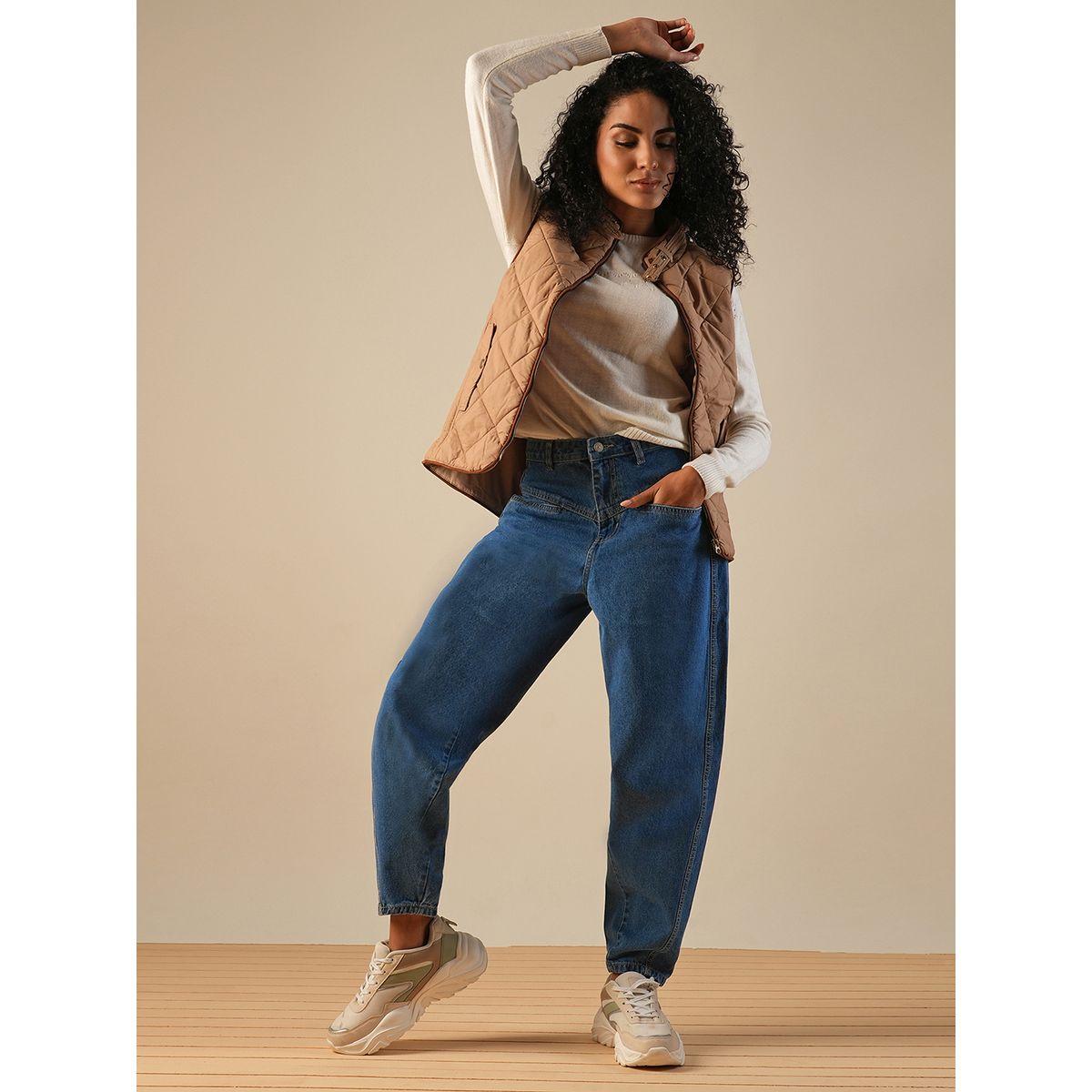 بنطال جينز بخصر متوسط وتفاصيل باهتة-women-clothing-bottoms-jeans-image-6