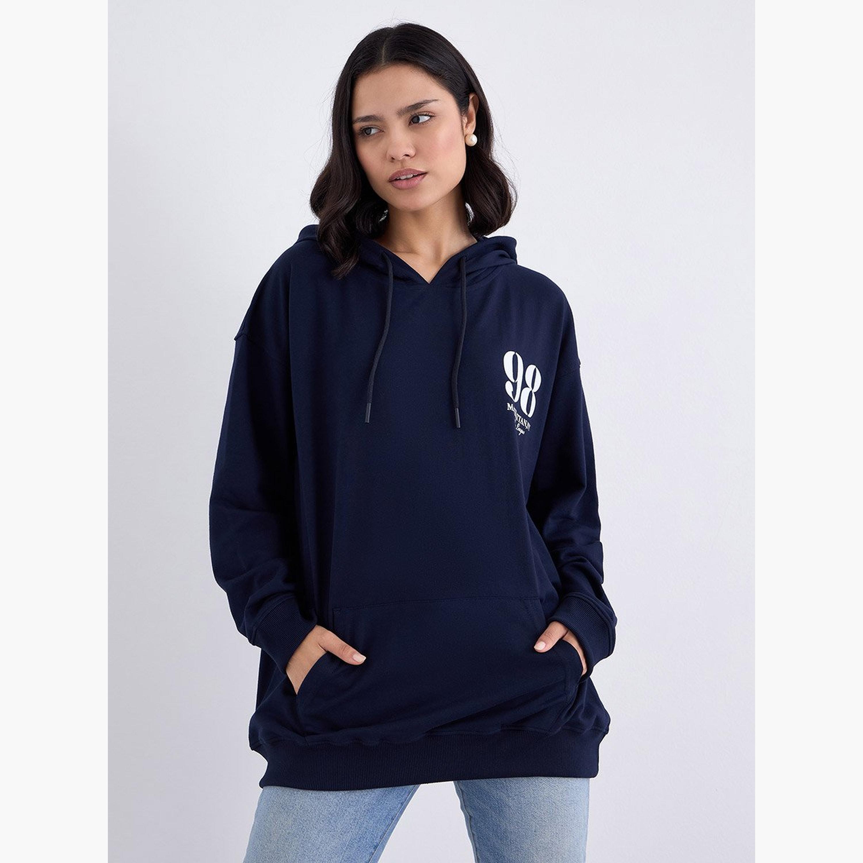 ستايلي - هودي بطبعة جرافيكية مقاس كبير لون أزرق الداكن-women-winterwear-hoodiesandsweatshirts-hoodies-image-1