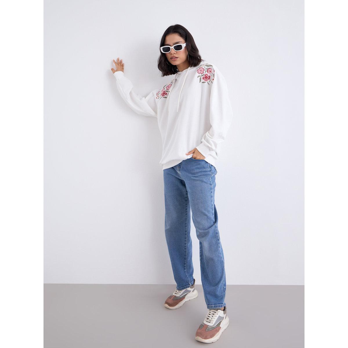 هودي بتفاصيل مُطرزة-women-winterwear-hoodiesandsweatshirts-hoodies-image-2