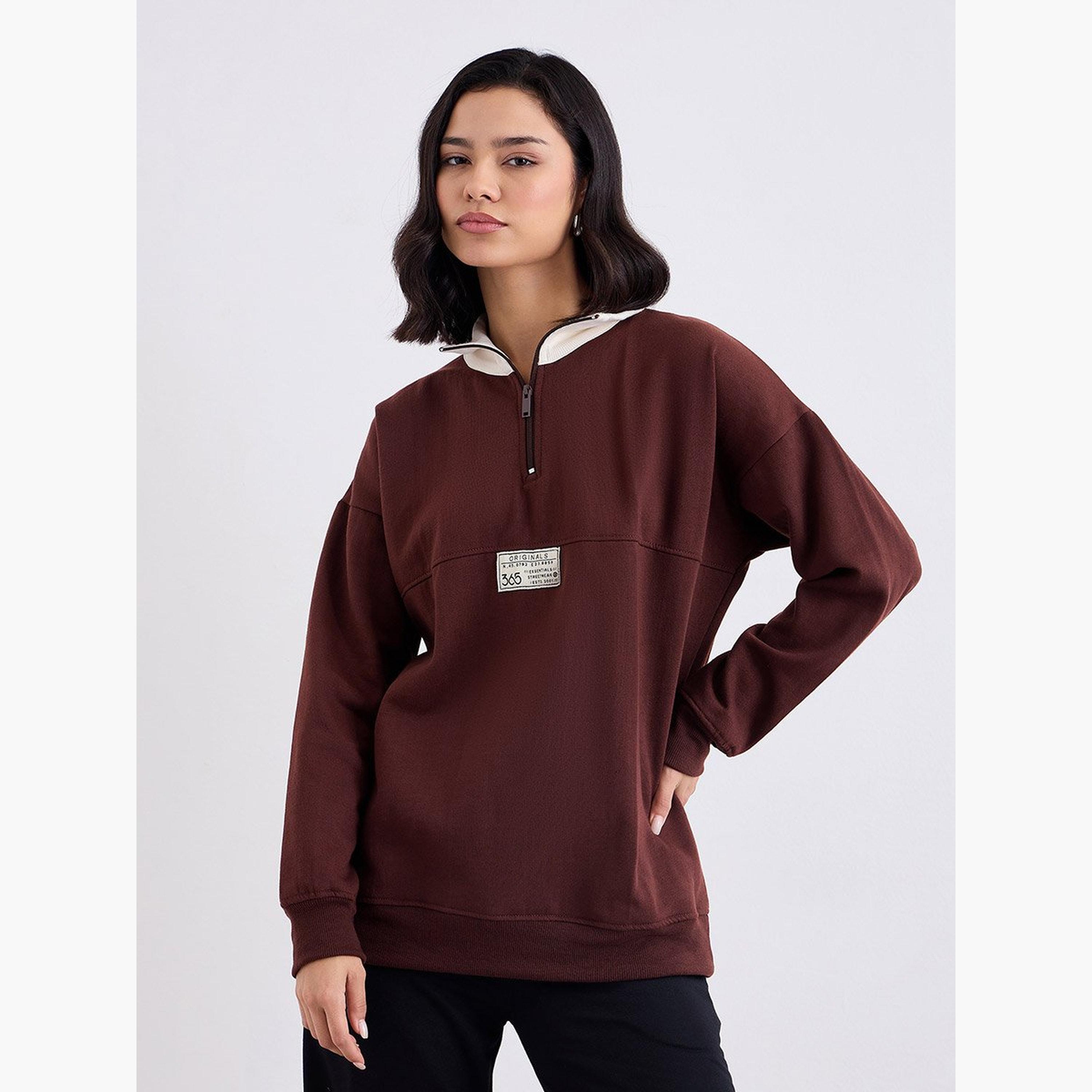 ستايلي - سويت شيرت بني طويل مع تفاصيل شارة-women-winterwear-hoodiesandsweatshirts-sweatshirts-image-1