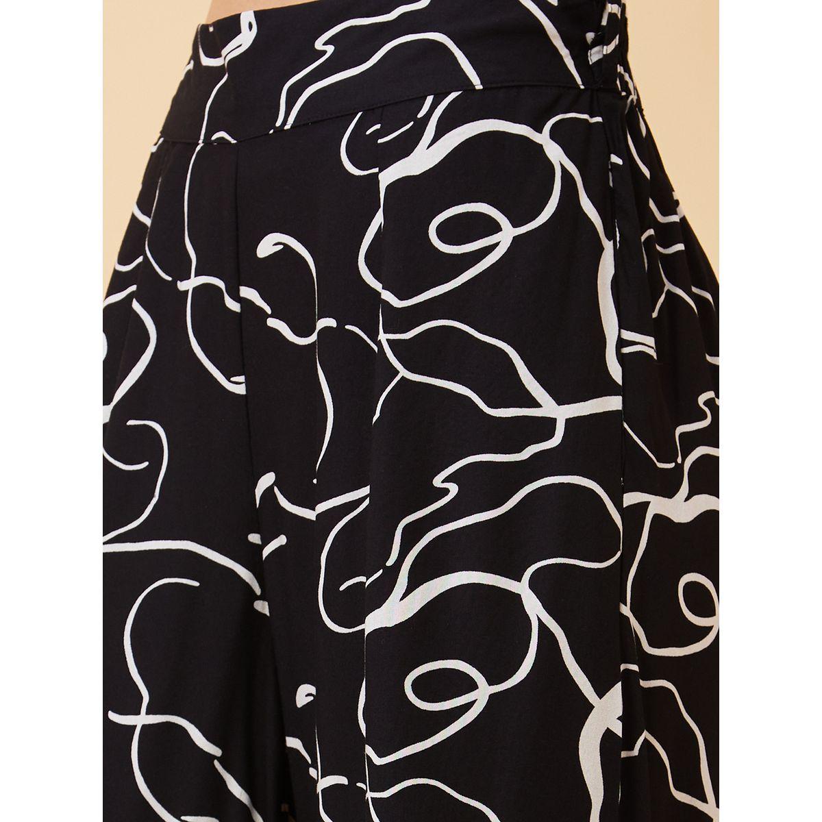 Globus X Styli Abstract Print Tie Back Crop Top and Flared Palazzos Co-Ords-women-clothing-coordsets-image-7
