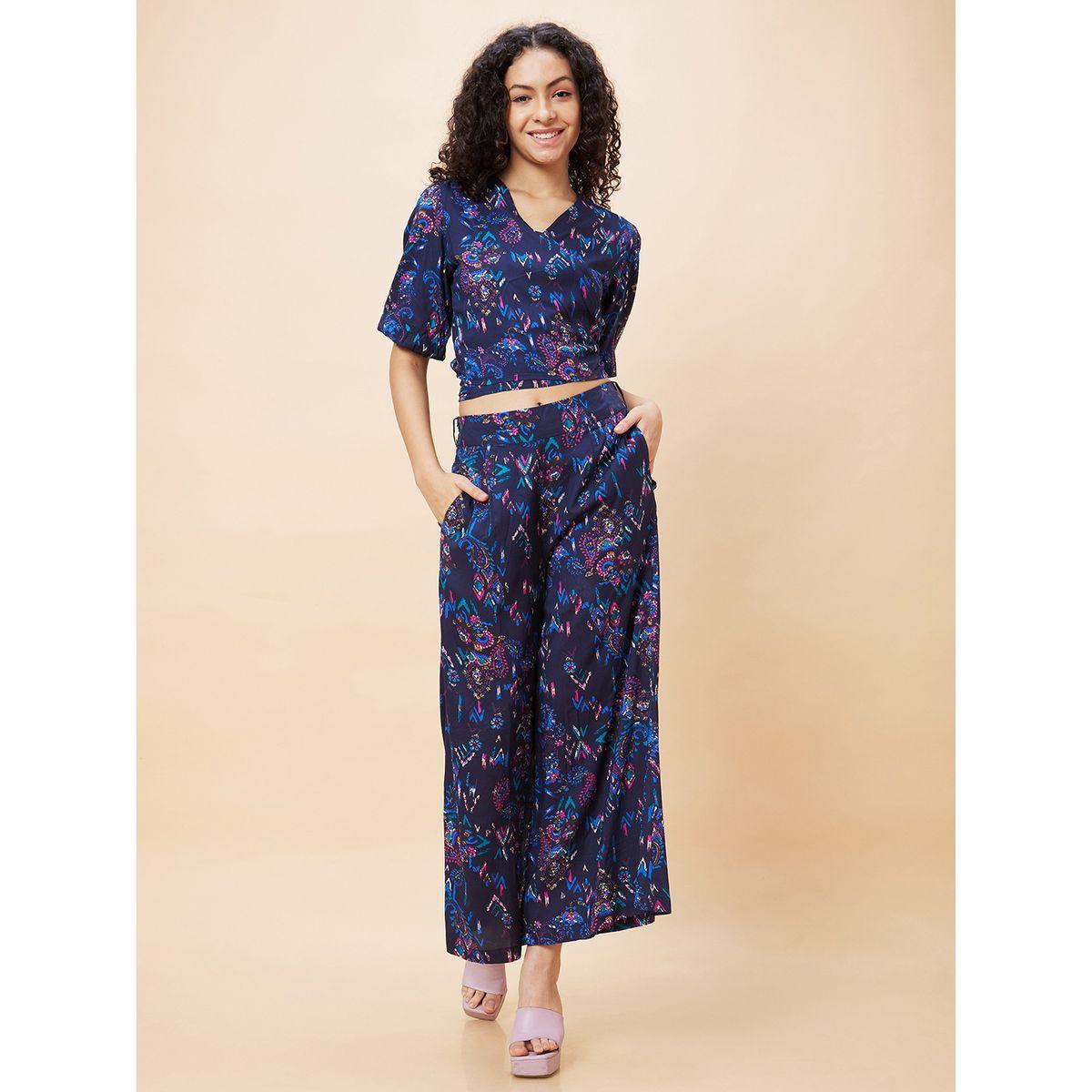 طقم منسق من بنطال بالازو وبلوزة قصيرة بطبعة بيزلي-women-clothing-coordsets-image-2