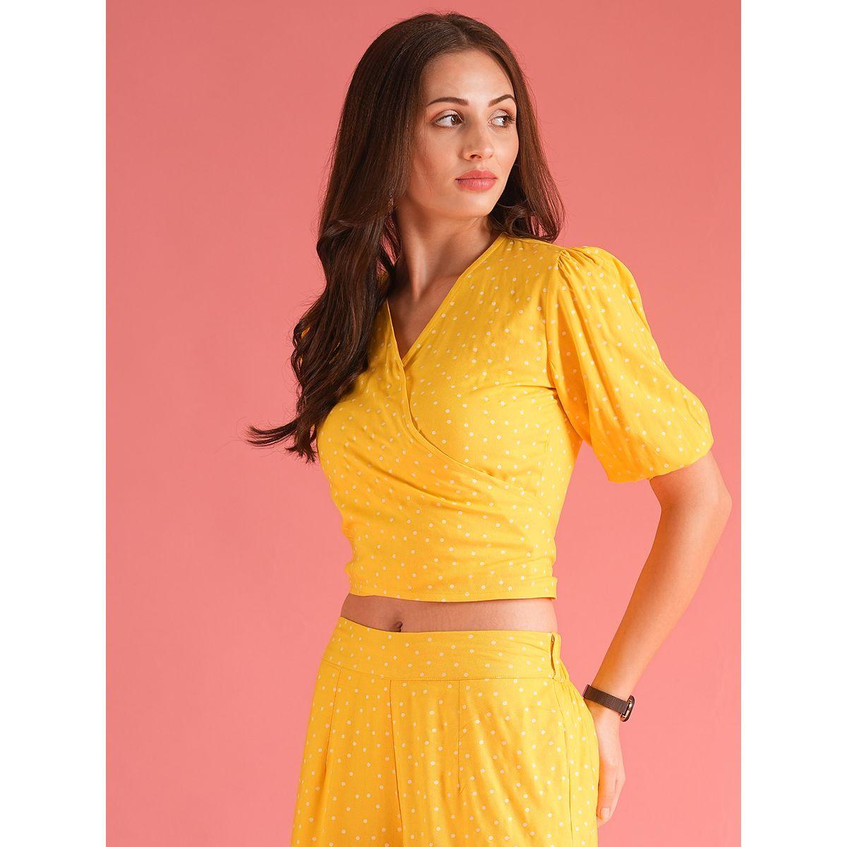 طقم منسق من بنطال بالازة وبلوزة بنمط لف وطبعة نقاط بولكا-women-clothing-coordsets-image-6