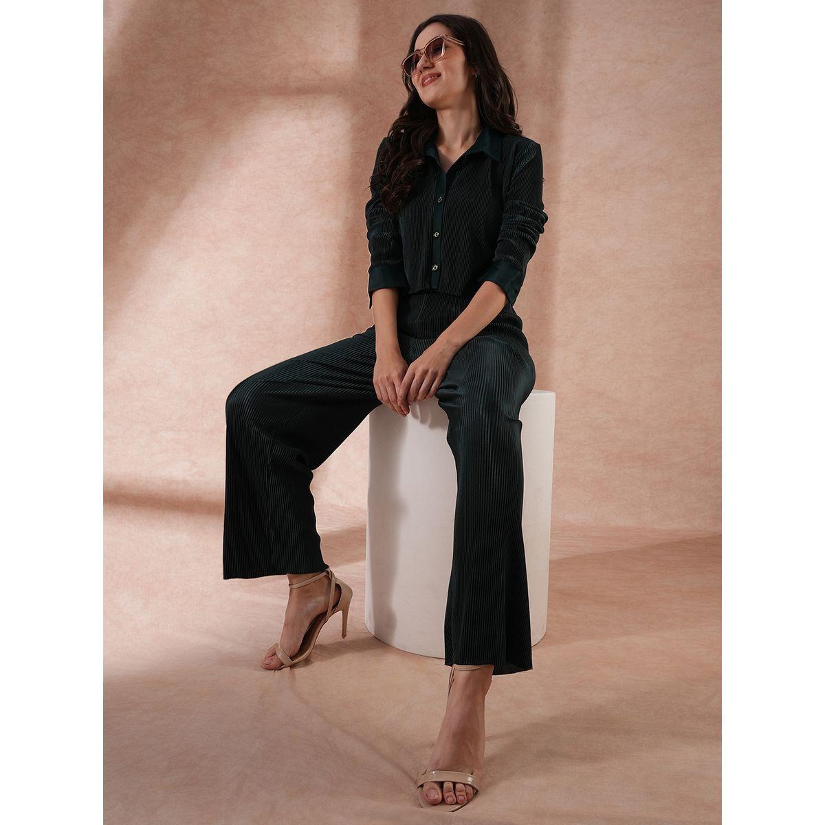 طقم منسق من بنطال وبلوزة بتفاصيل كسرات-women-clothing-coordsets-image-1