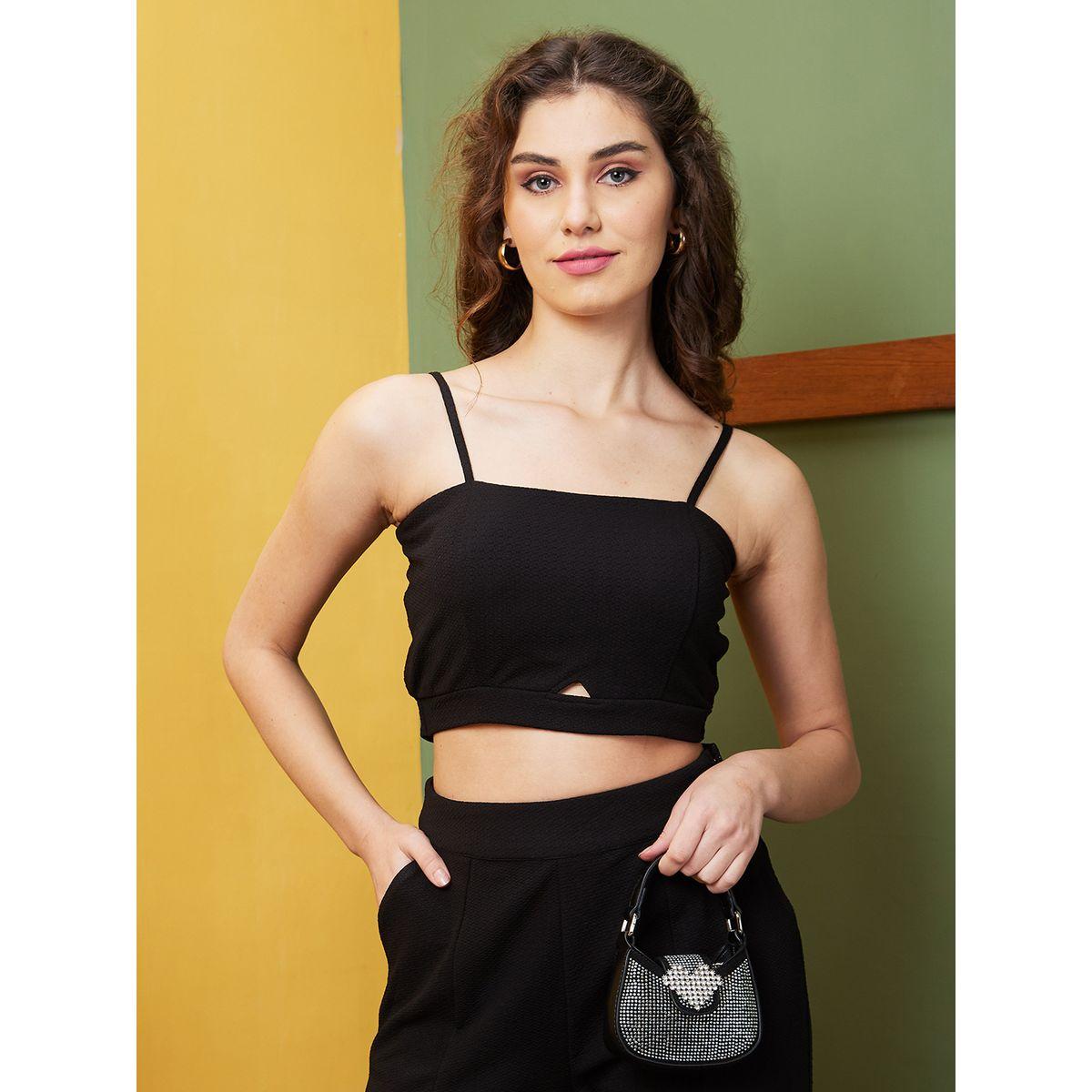 طقم منسق من بنطال وبلوزة قصيرة بحمالات وتفاصيل بارزة الملمس-women-clothing-coordsets-image-6