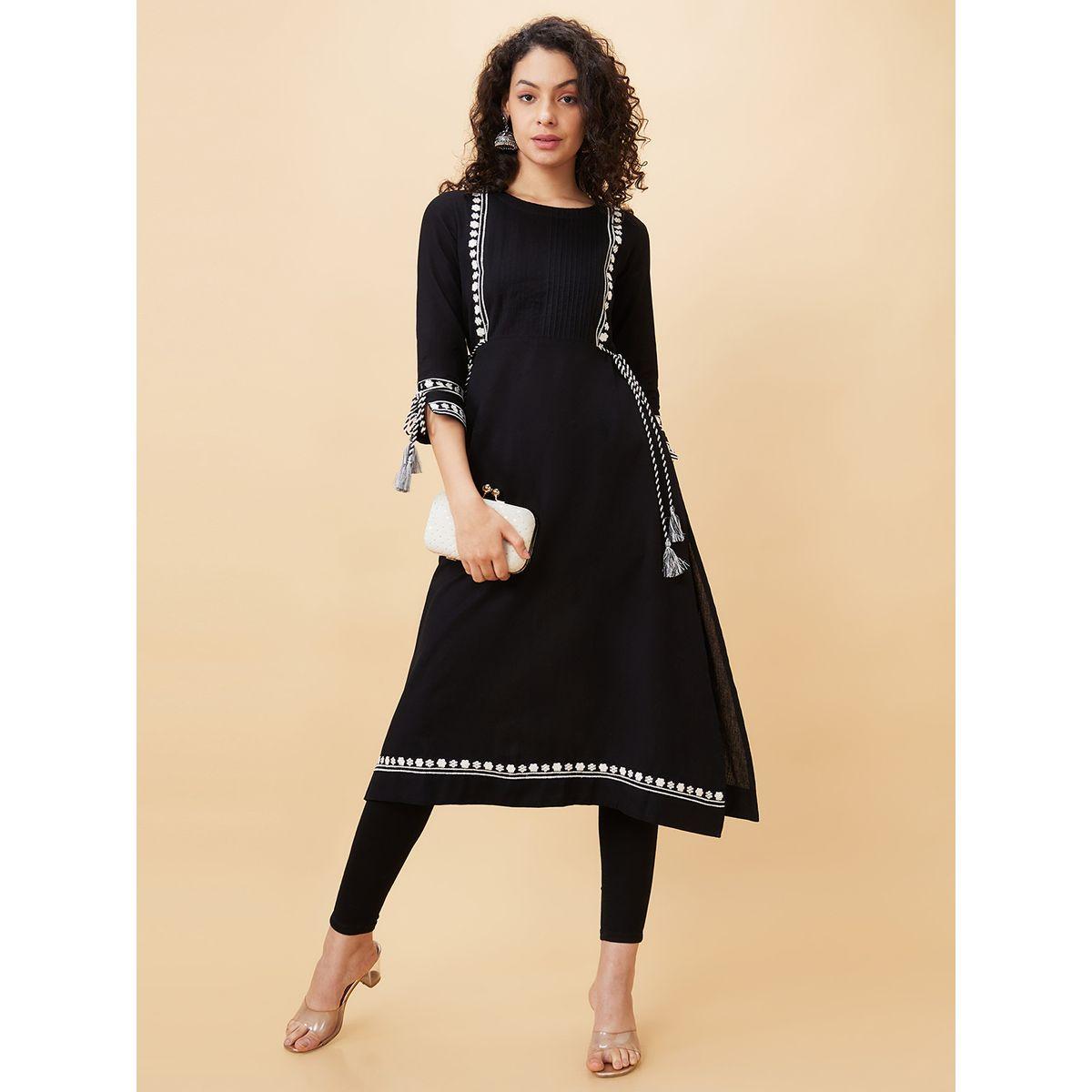 كورتا بتفاصيل مُطرزة وقصة مستقيمة-women-clothing-ethnicwear-kurtas-image-6