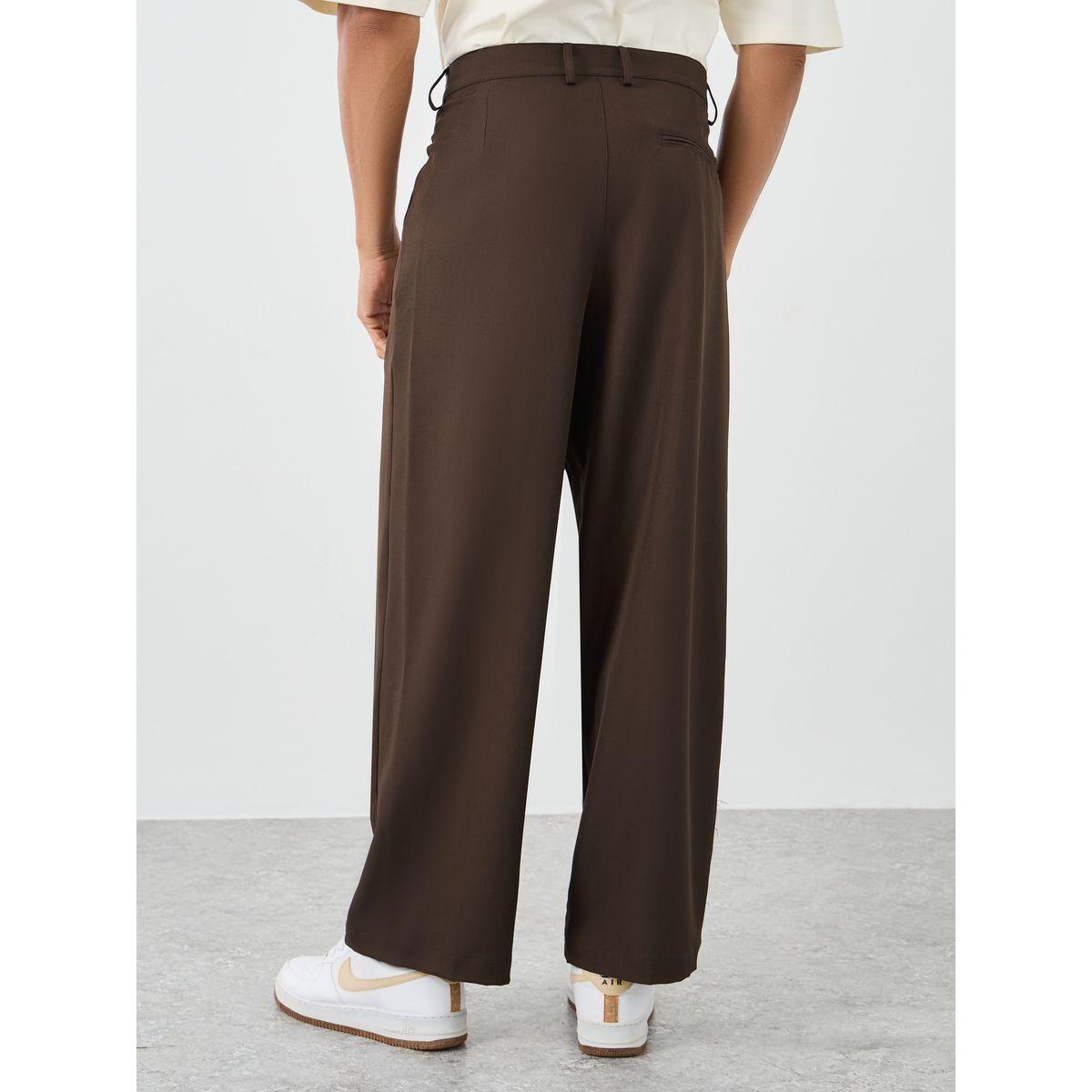 بنطال فضفاض مزين بكسرات-men-clothing-trousersandchinos-trousers-image-4
