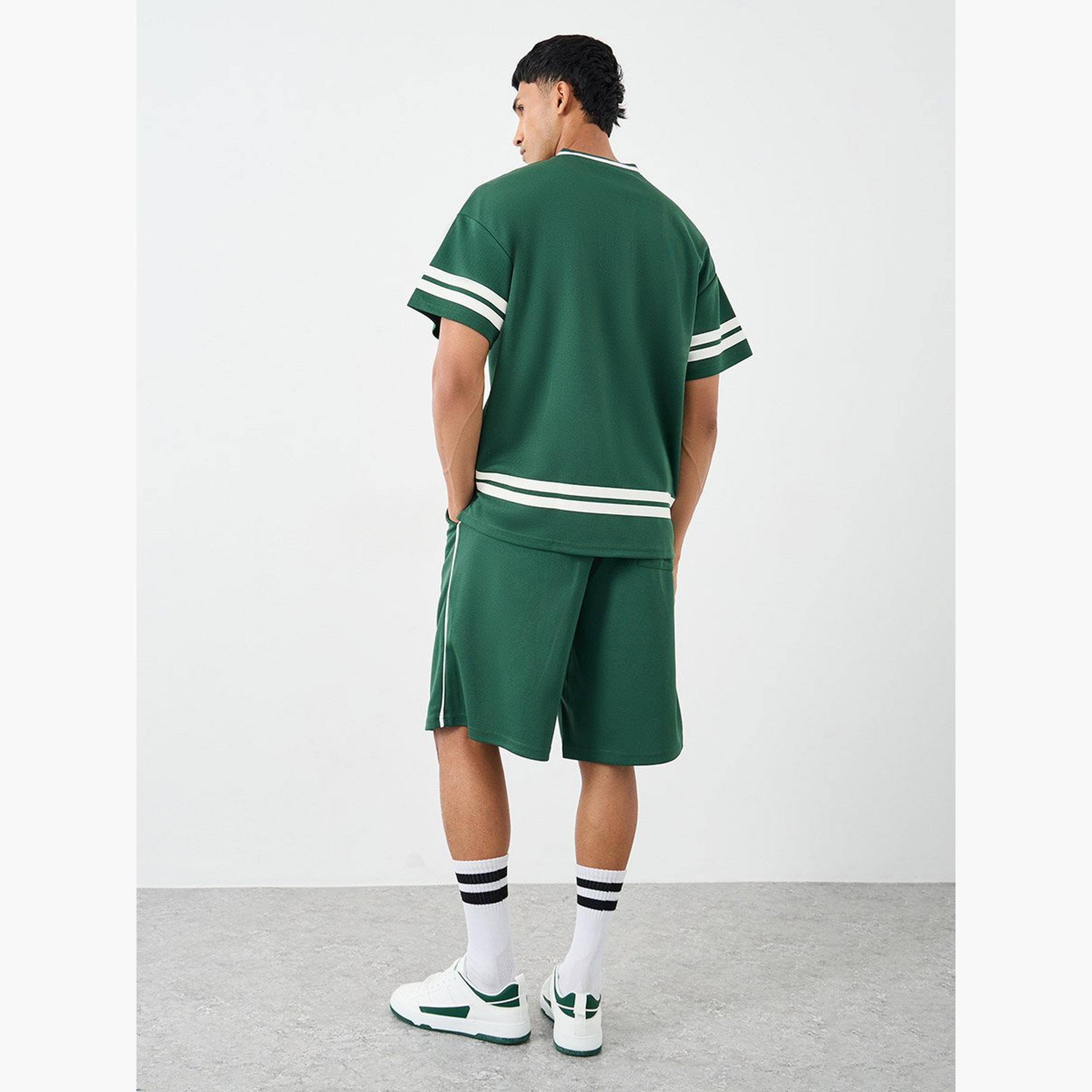 Styli Men Green V-Neck Printed Boxy T-Shirt and Oversized Shorts Co-Ords-men-clothing-coordsets-image-4
