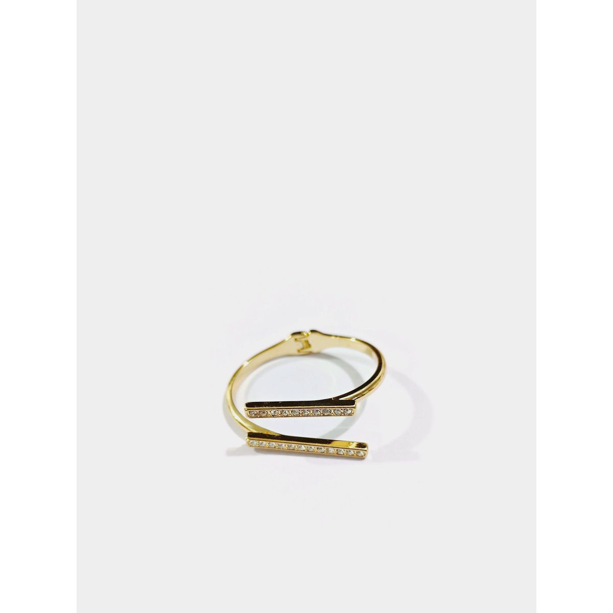 إسورة يد بتفاصيل مُنمقة-women-watchesandjewellery-jewellery-banglesandbracelets-image-1