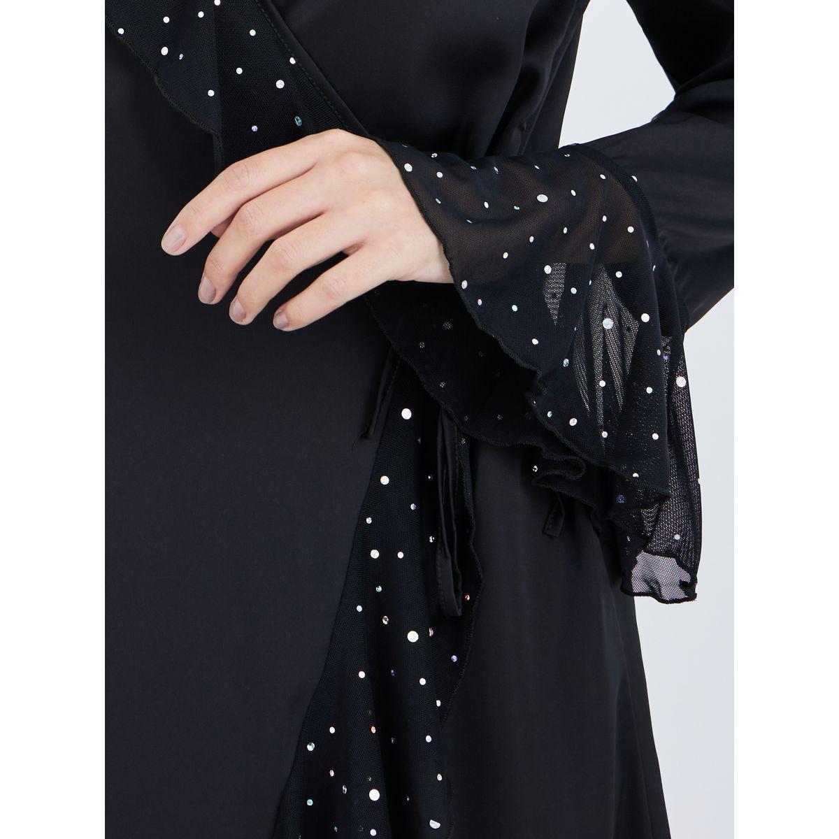 روب ميدي بتفاصيل مُنمقة مع كشكش-women-clothing-nightwear-robes-image-4